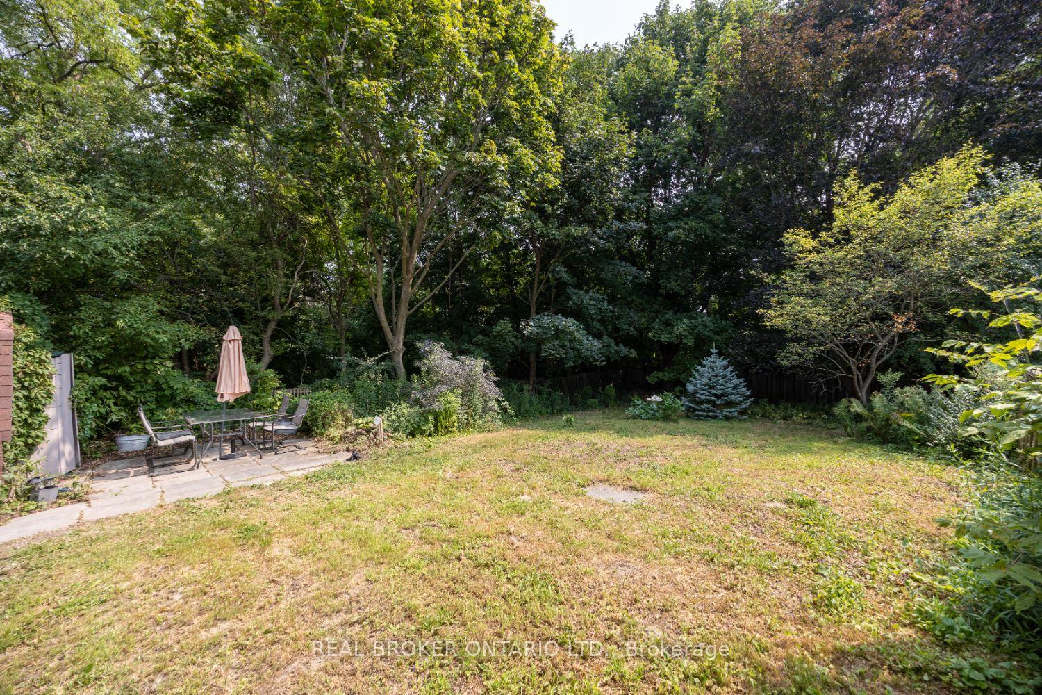 Photo 25 of 400 Wickham Court, Oshawa, Eastdale — HOMEH