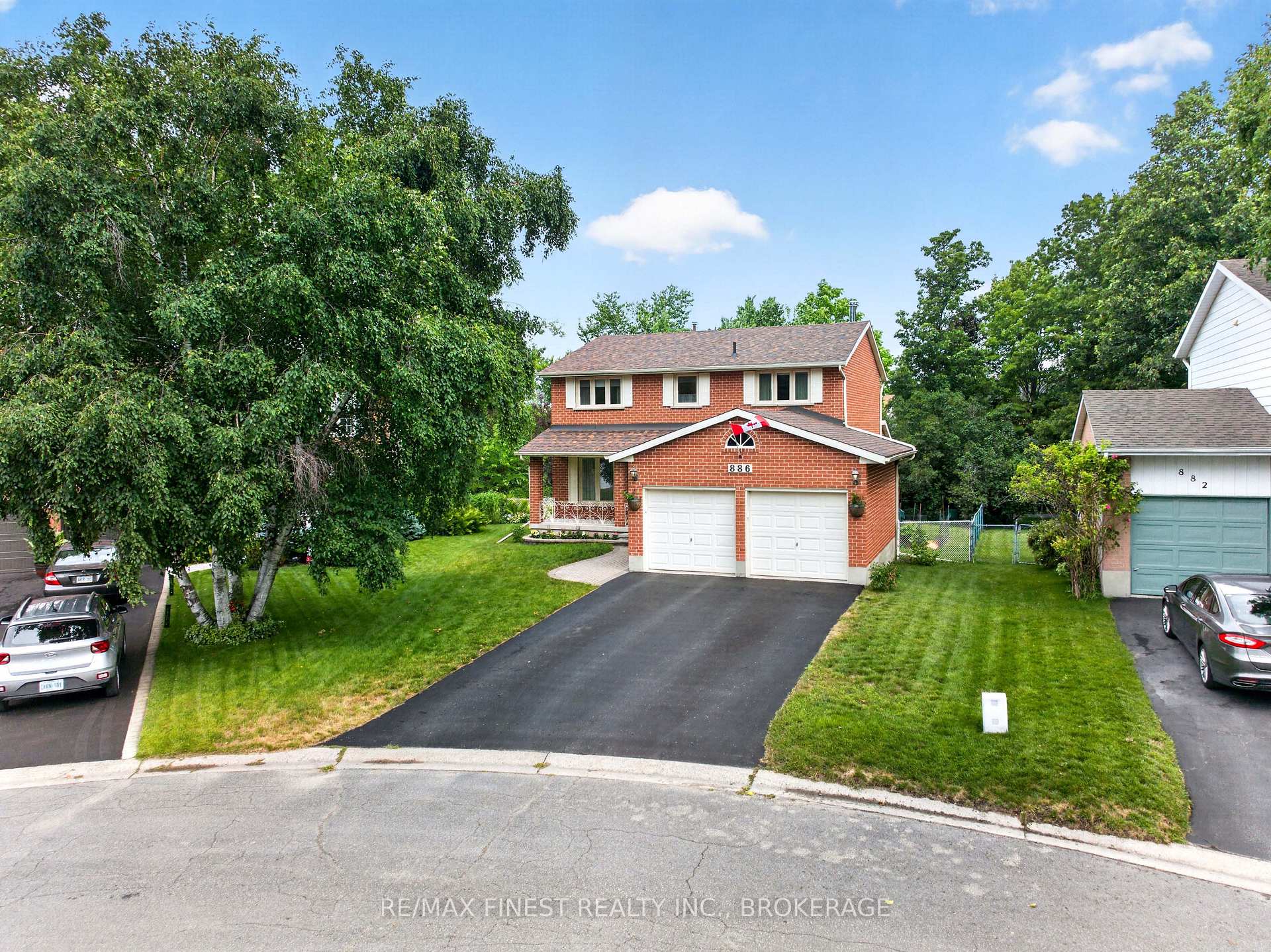 Photo 2 of 886 Bridle Path Crescent, Kingston, North of Taylor-Kidd Blvd — HOMEH