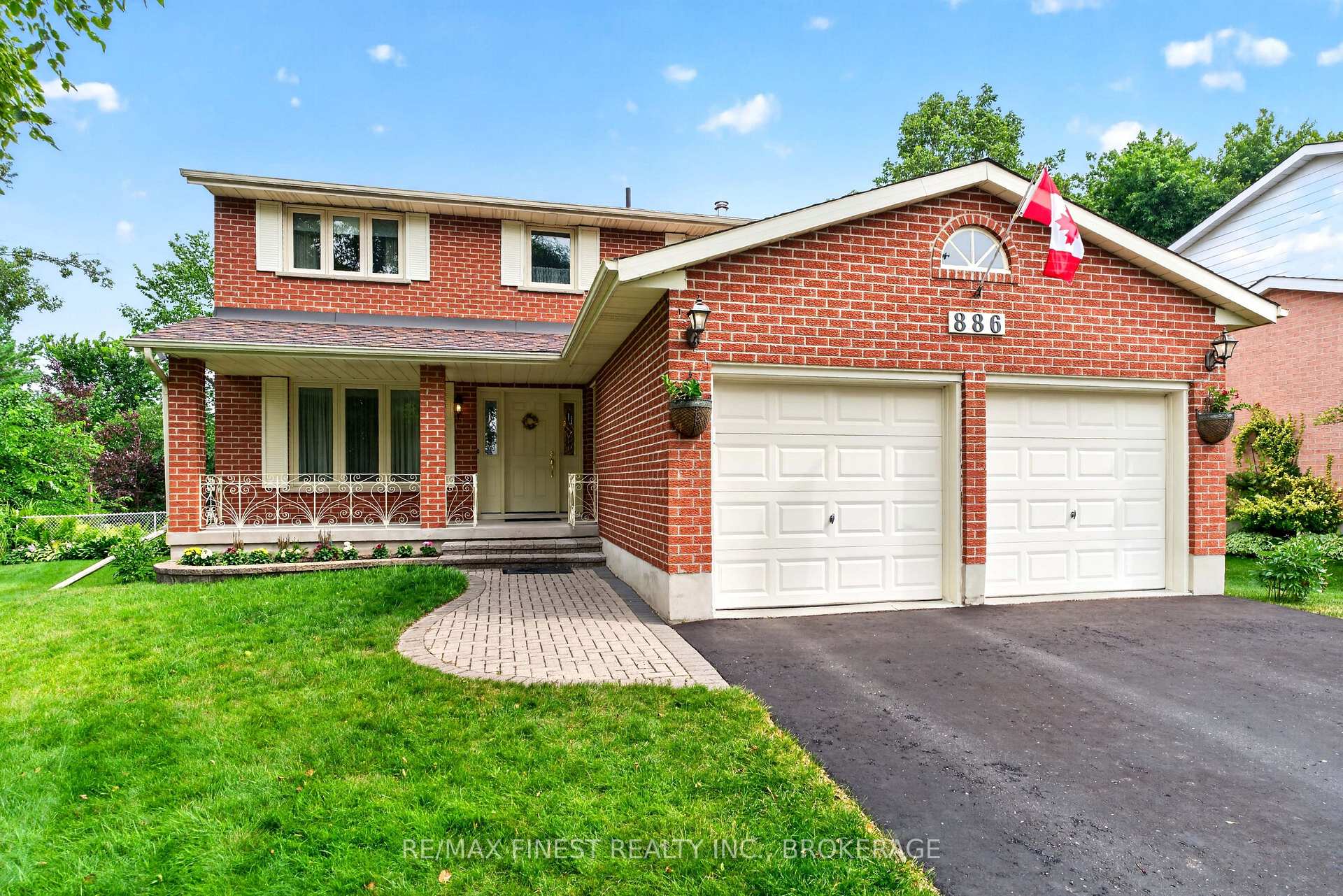Photo 3 of 886 Bridle Path Crescent, Kingston, North of Taylor-Kidd Blvd — HOMEH