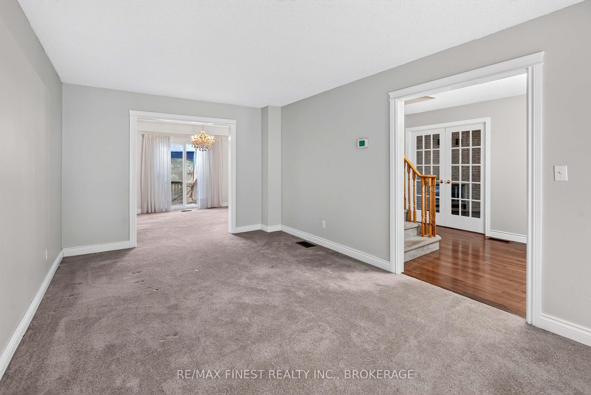Photo 5 of 886 Bridle Path Crescent, Kingston, North of Taylor-Kidd Blvd — HOMEH