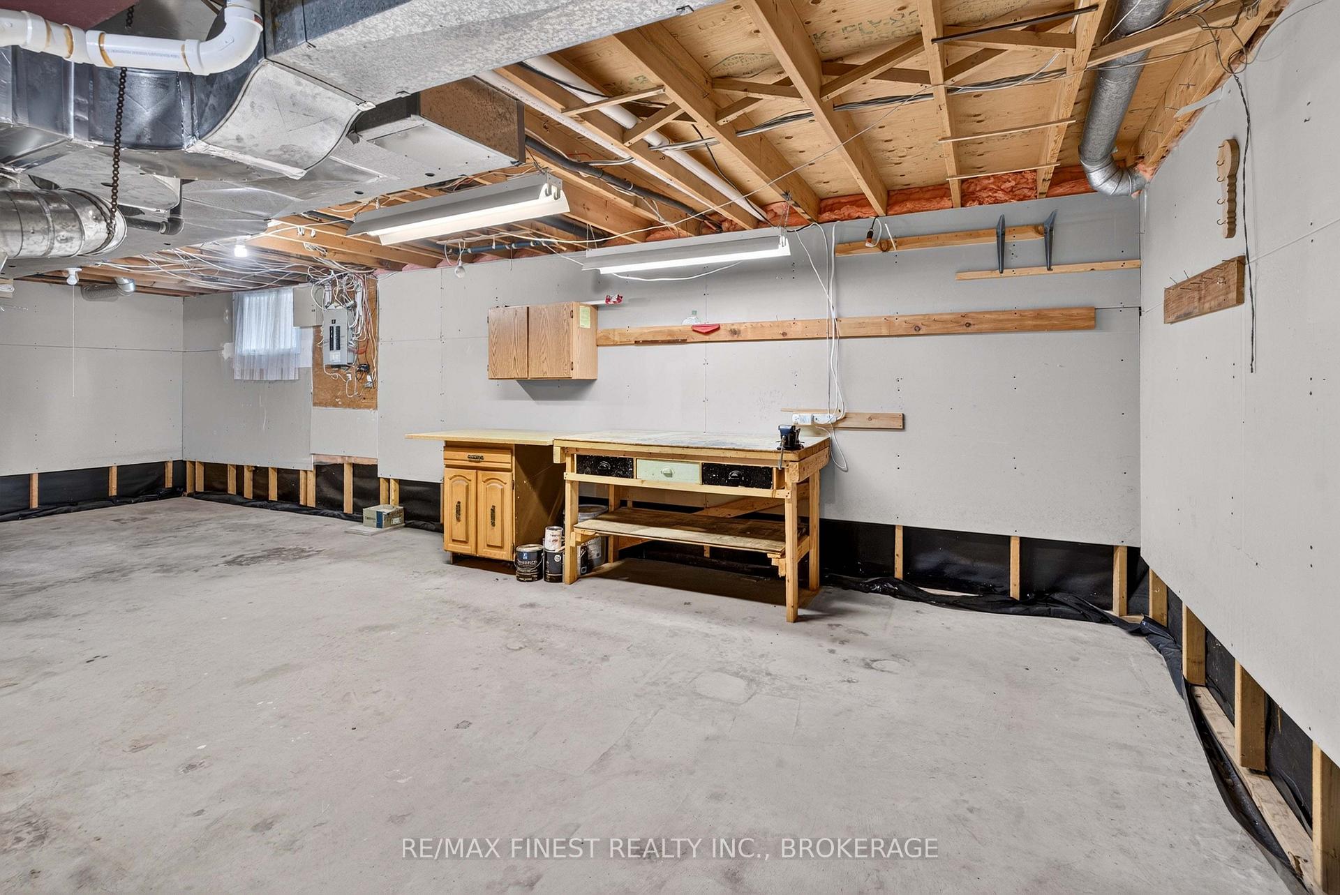 Photo 39 of 886 Bridle Path Crescent, Kingston, North of Taylor-Kidd Blvd — HOMEH