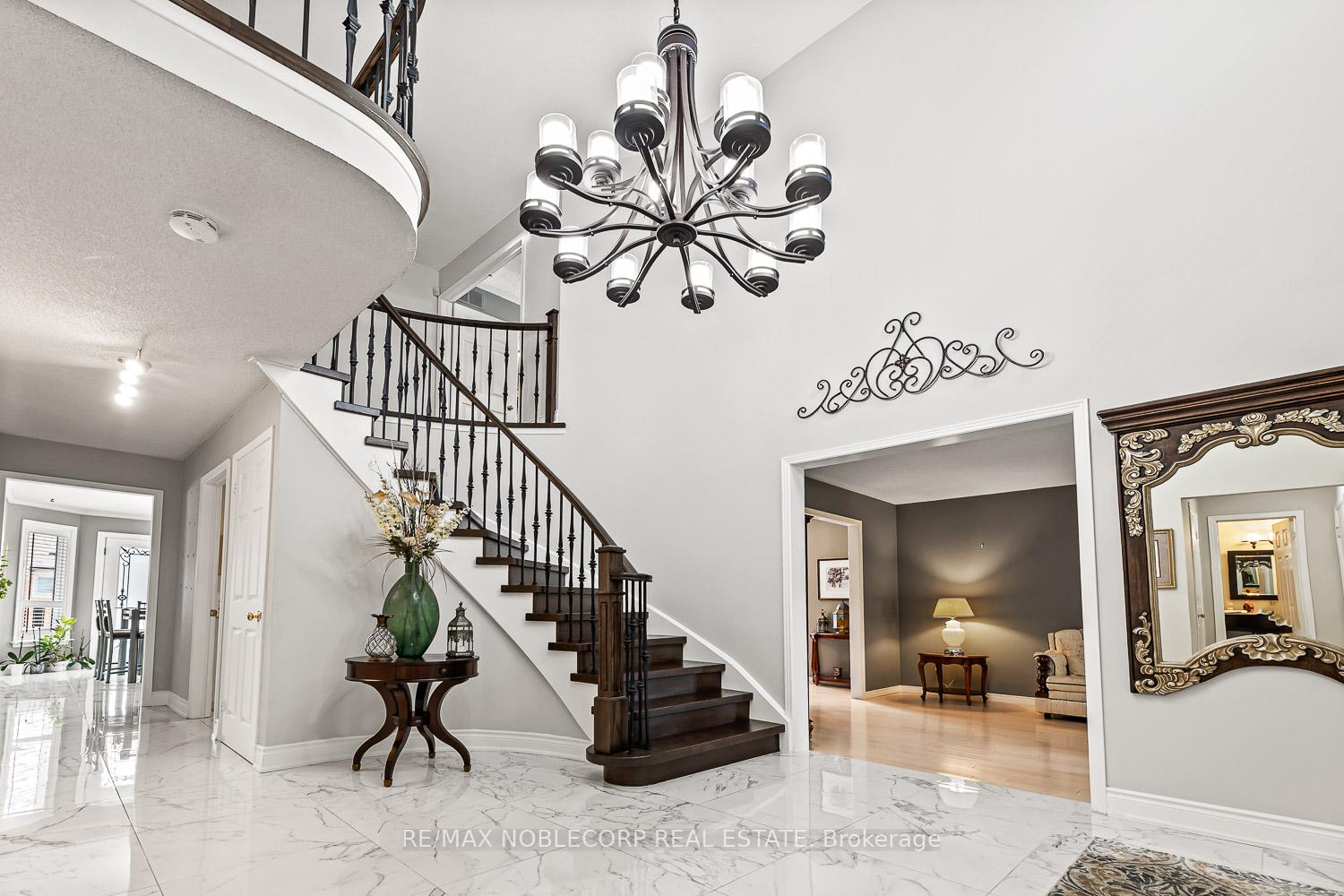 Photo 5 of 24 Egan Crescent, Caledon, Bolton North — HOMEH