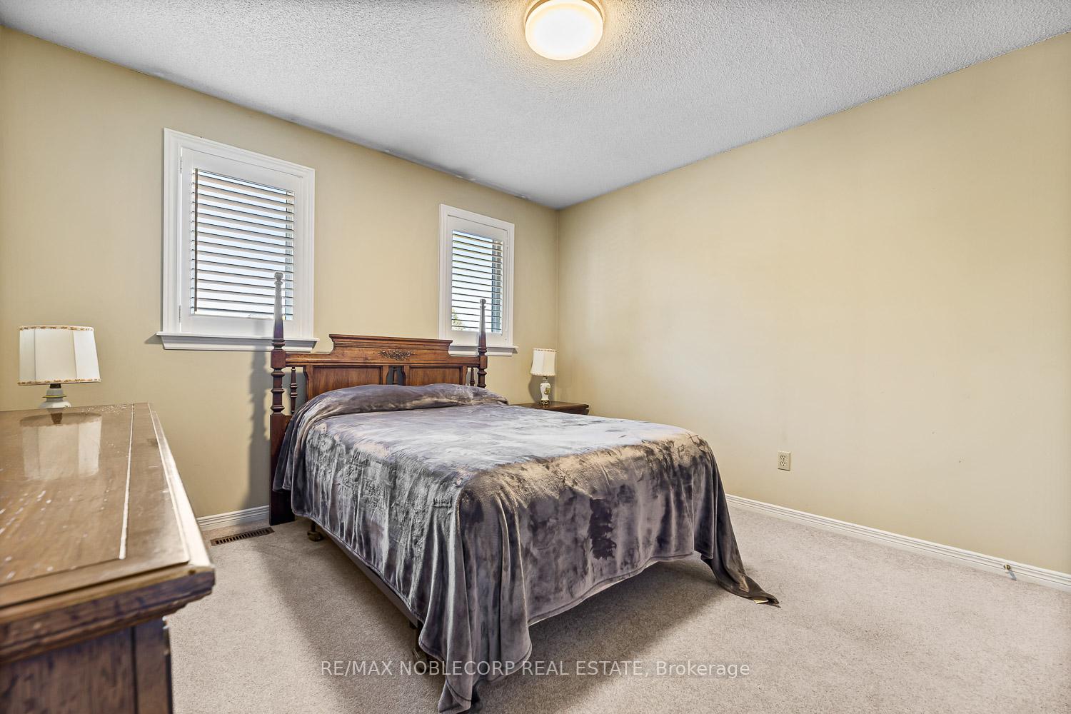 Photo 24 of 24 Egan Crescent, Caledon, Bolton North — HOMEH