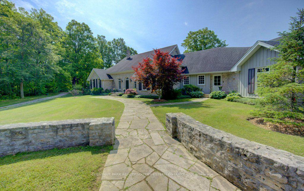 Photo 4 of 7785 Wellington 34 Road, Puslinch, Rural Puslinch East — HOMEH