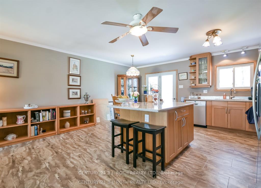 Photo 15 of 8 Sandra Drive, Orillia — HOMEH