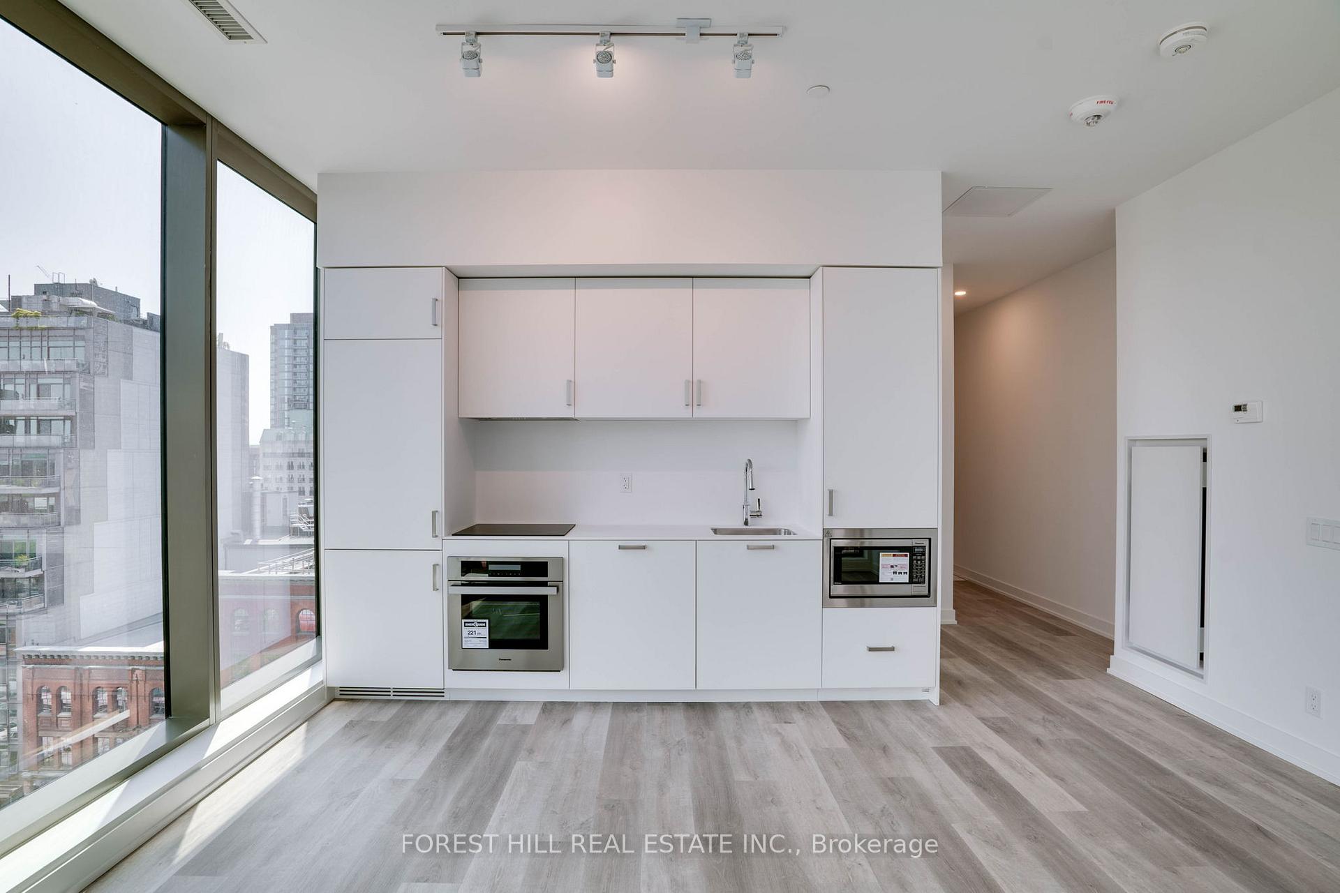 Photo 4 of Unit 702, 88 Queen Street, Toronto, Bay Street Corridor — HOMEH