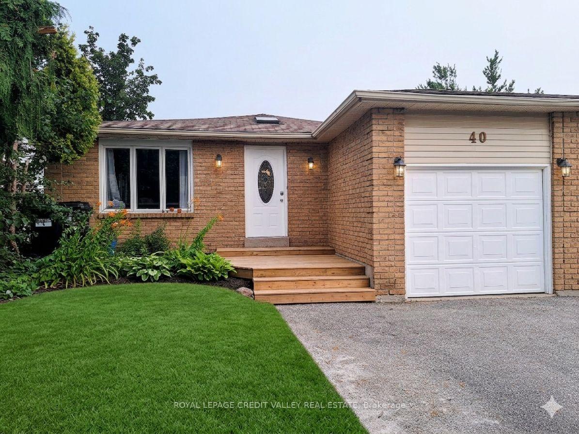 Photo 1 of 40 Hickling Trail, Barrie, Grove East — HOMEH