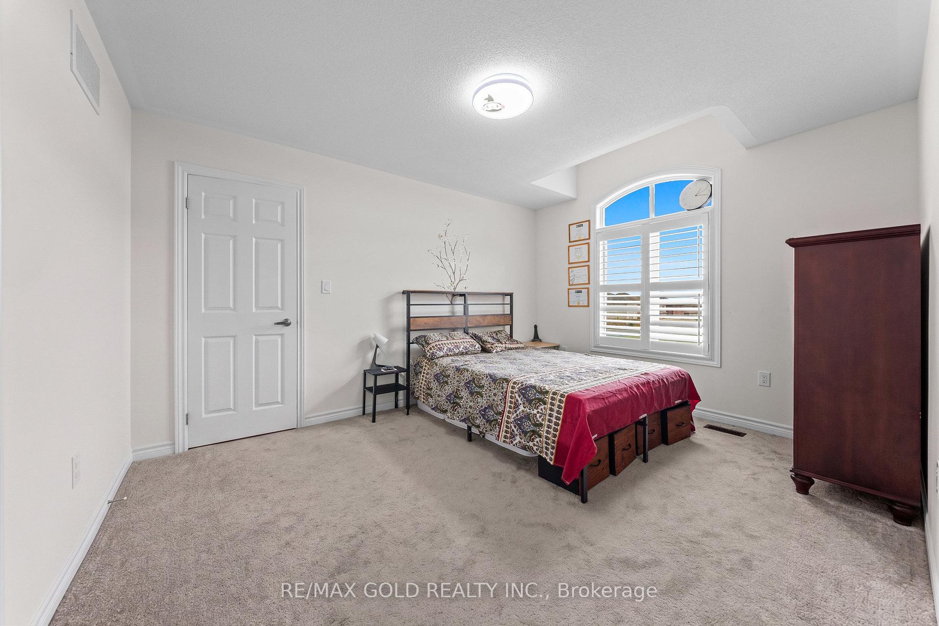 Photo 31 of 271 Fleetwood Drive, Oshawa, Eastdale — HOMEH