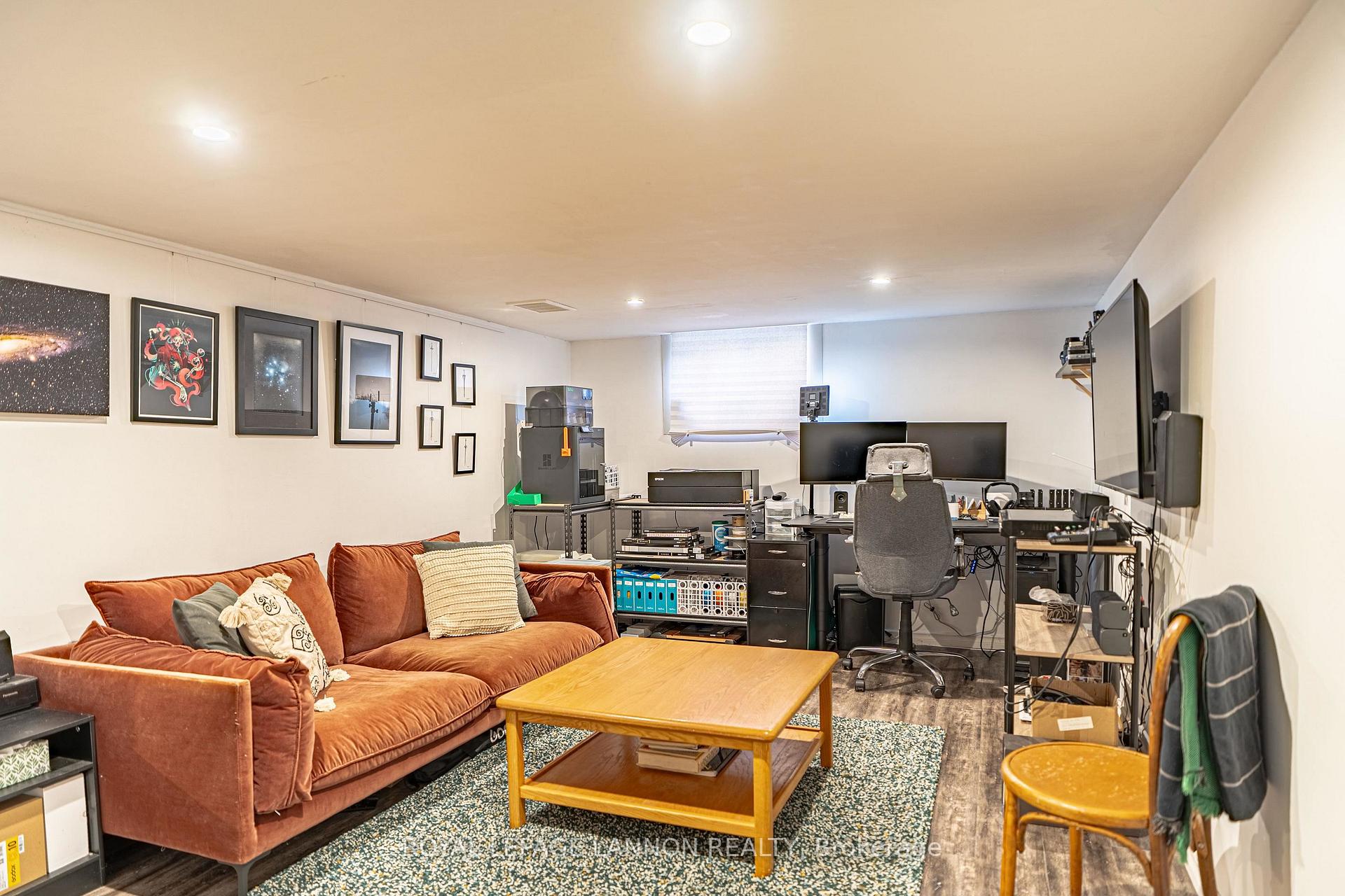 Photo 6 of 2029 Hamilton Ave., Thunder Bay, Hyde Park — HOMEH