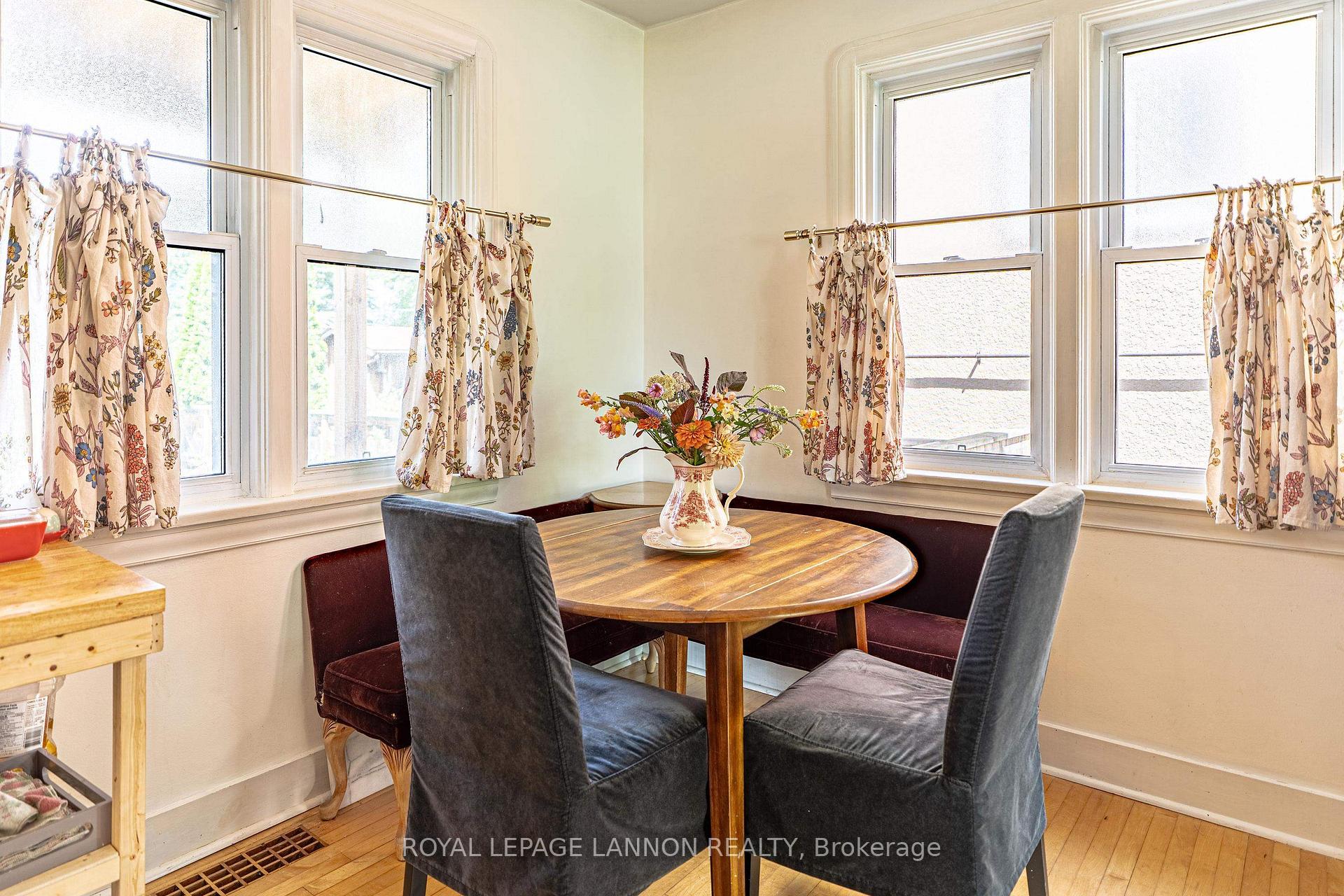 Photo 7 of 2029 Hamilton Ave., Thunder Bay, Hyde Park — HOMEH