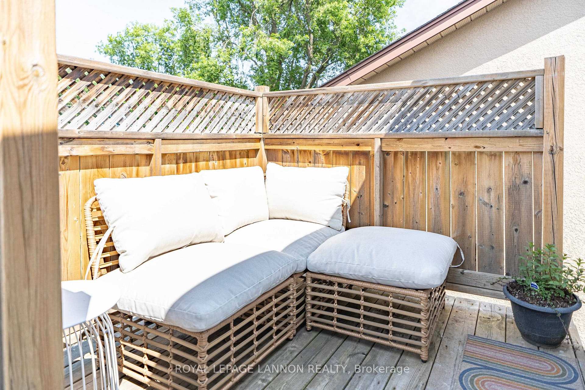Photo 9 of 2029 Hamilton Ave., Thunder Bay, Hyde Park — HOMEH