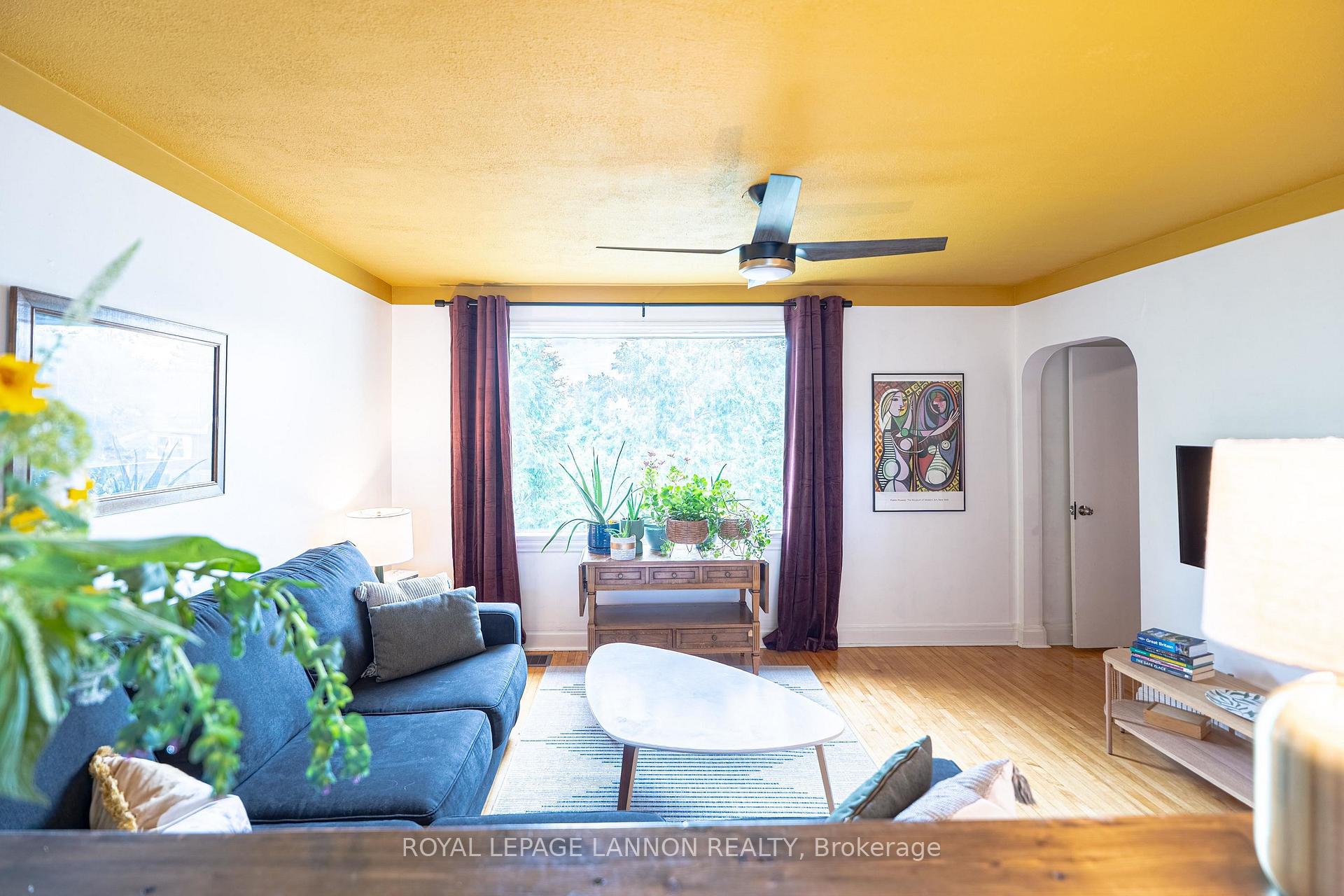 Photo 14 of 2029 Hamilton Ave., Thunder Bay, Hyde Park — HOMEH