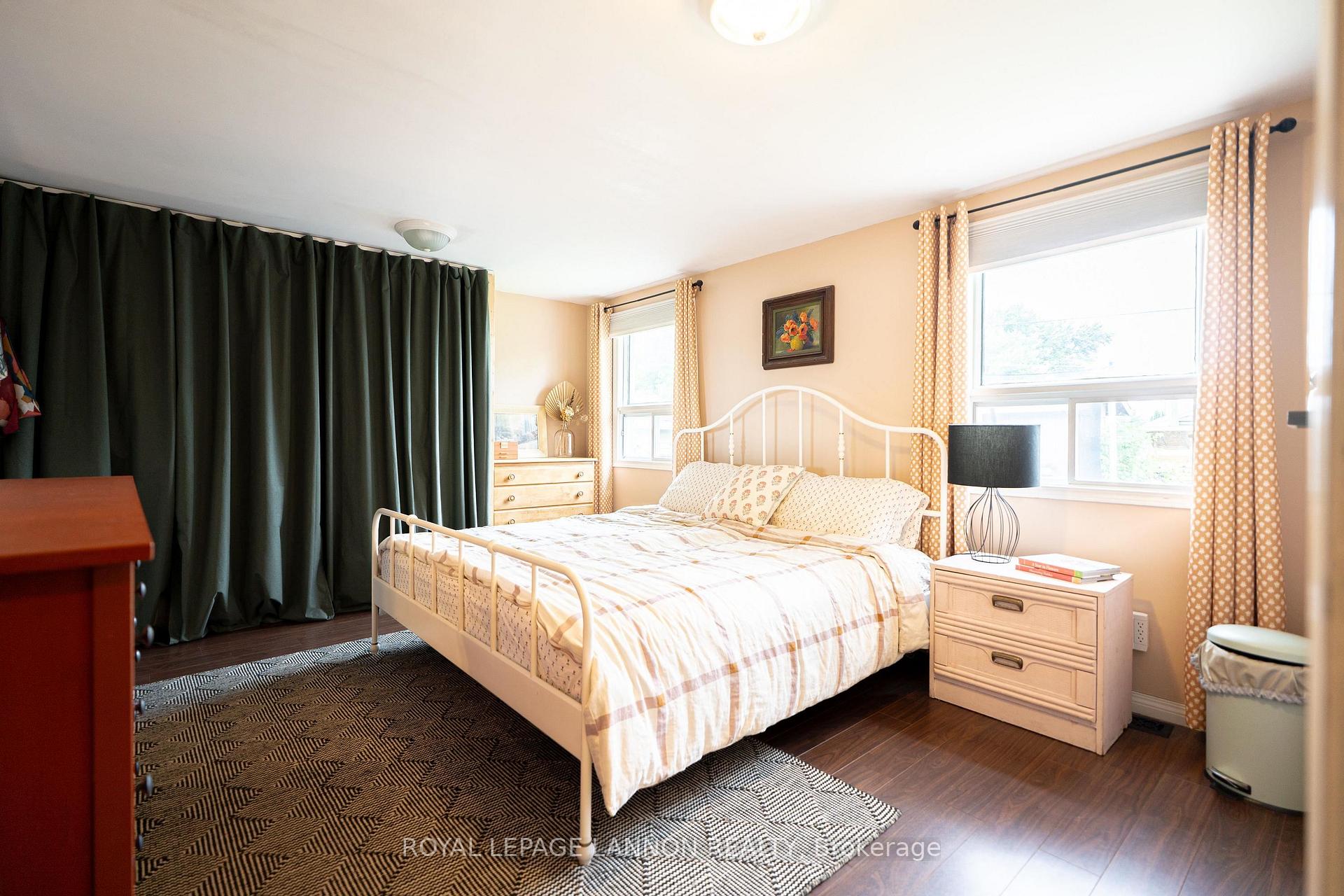 Photo 20 of 2029 Hamilton Ave., Thunder Bay, Hyde Park — HOMEH