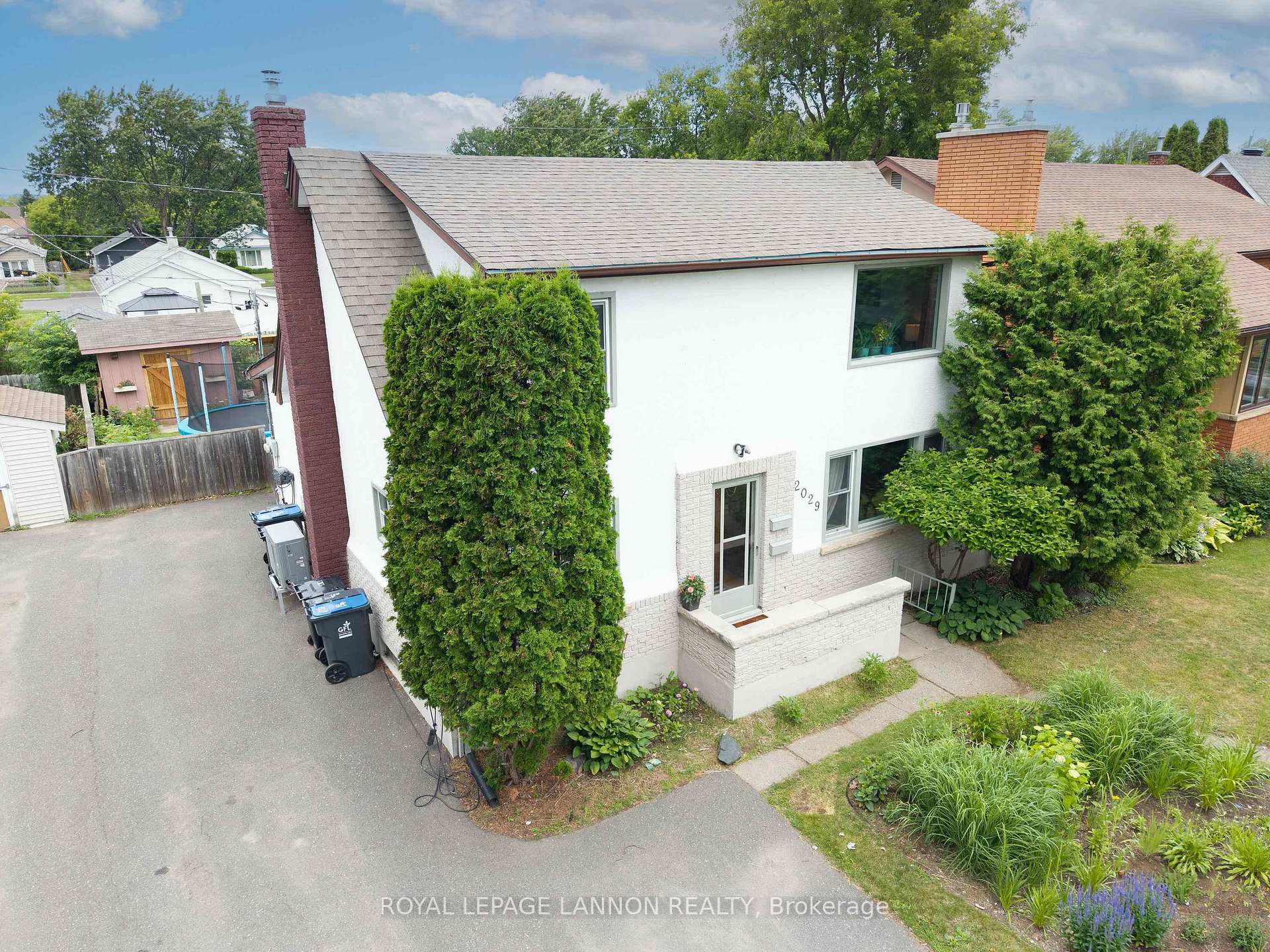 Photo 32 of 2029 Hamilton Ave., Thunder Bay, Hyde Park — HOMEH