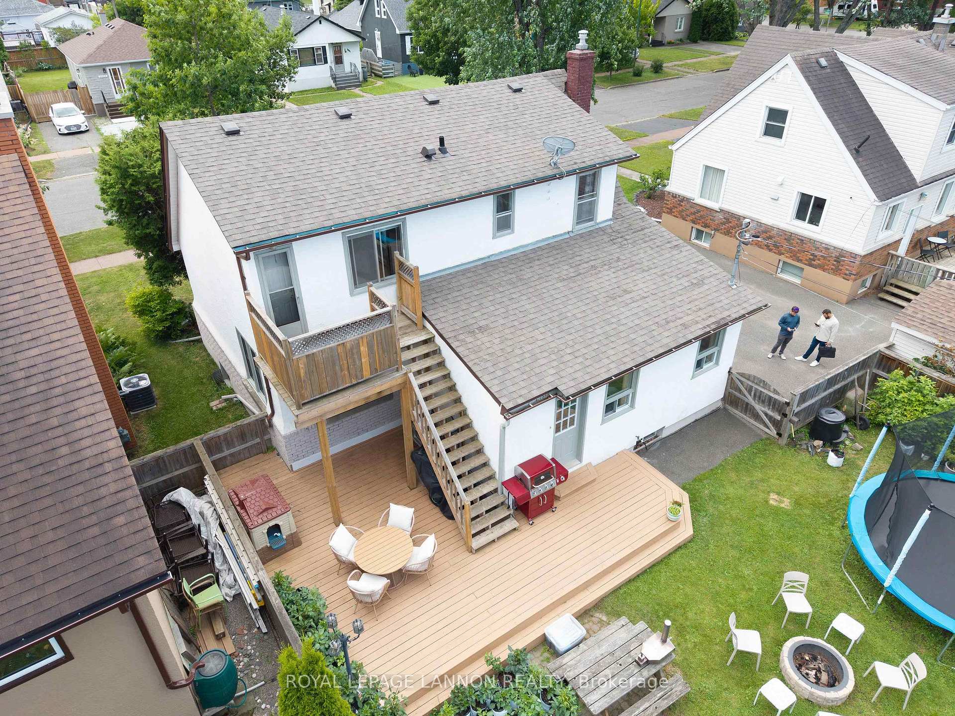 Photo 40 of 2029 Hamilton Ave., Thunder Bay, Hyde Park — HOMEH