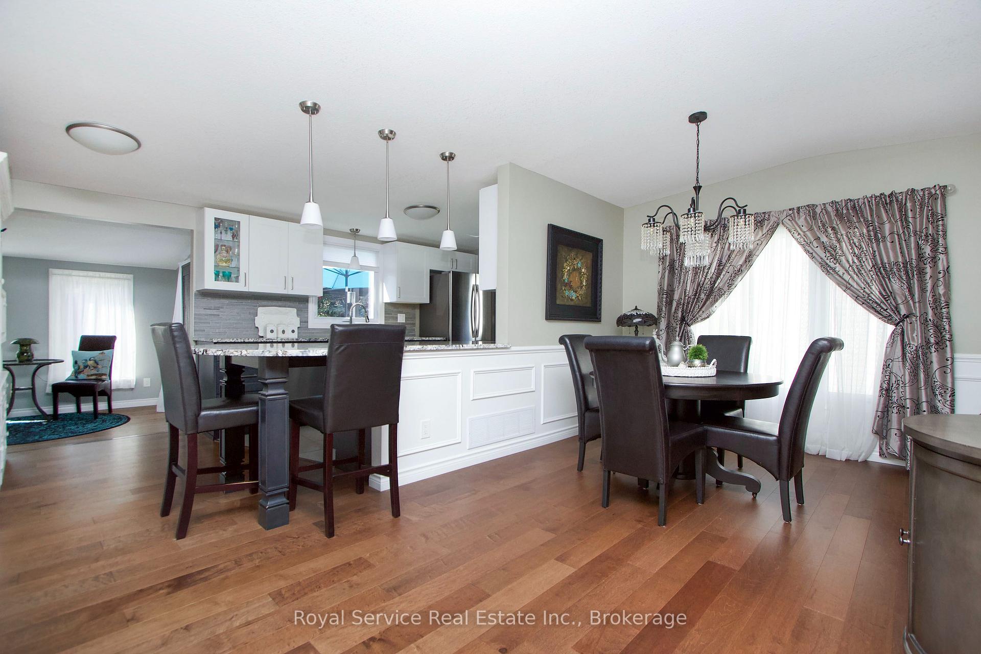 Photo 9 of 27 Cornerbrook Court, Clarington, Newcastle — HOMEH
