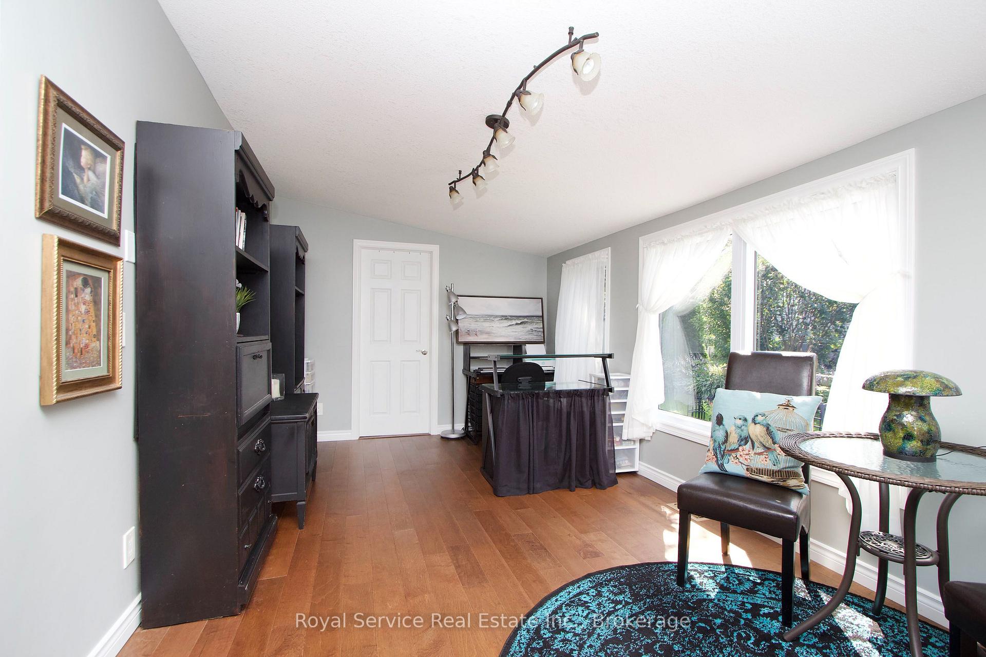 Photo 18 of 27 Cornerbrook Court, Clarington, Newcastle — HOMEH