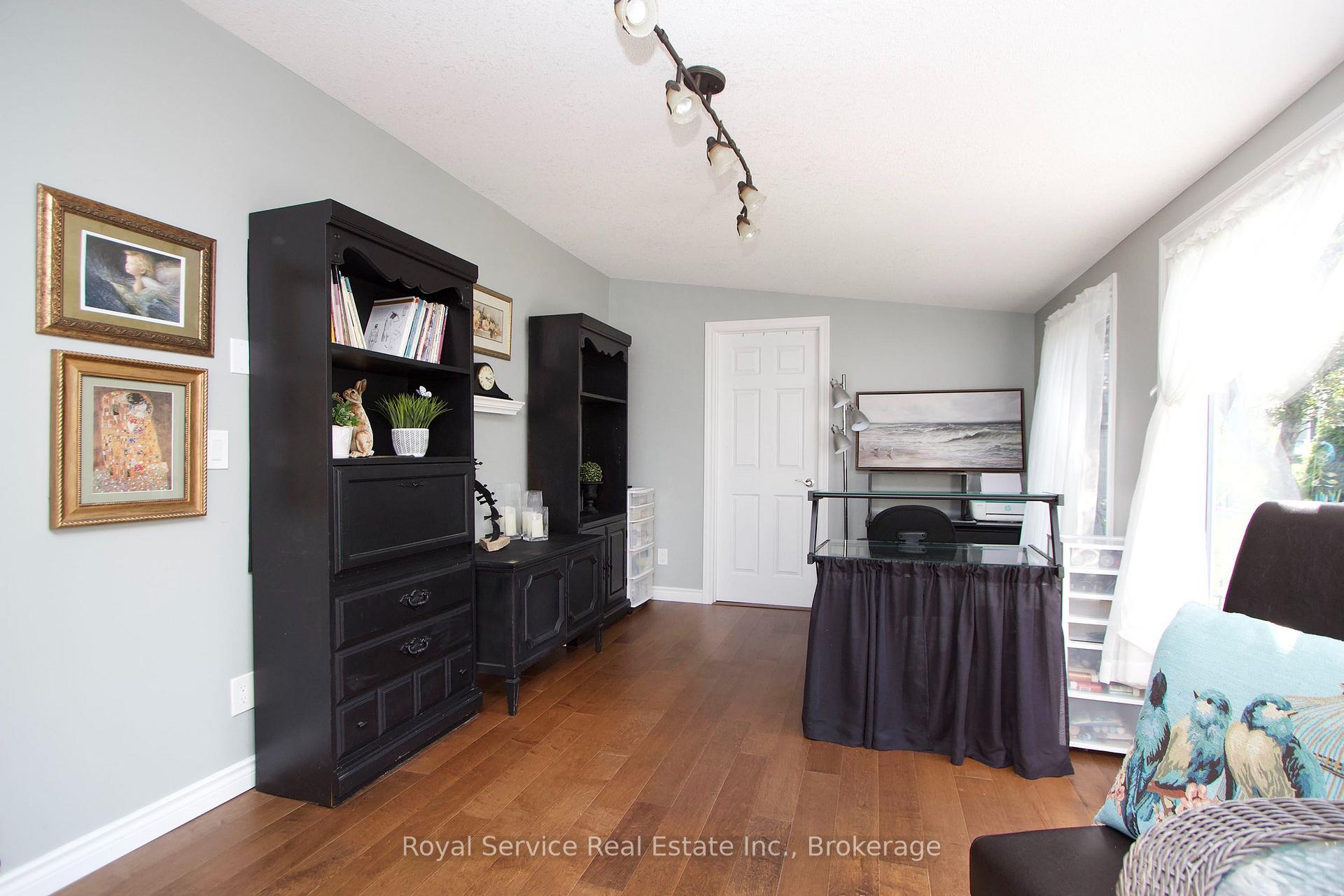 Photo 19 of 27 Cornerbrook Court, Clarington, Newcastle — HOMEH