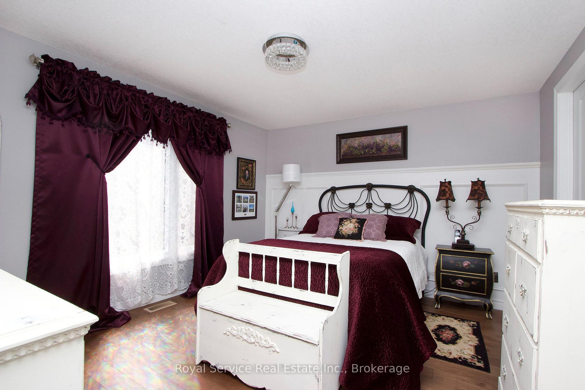 Photo 22 of 27 Cornerbrook Court, Clarington, Newcastle — HOMEH