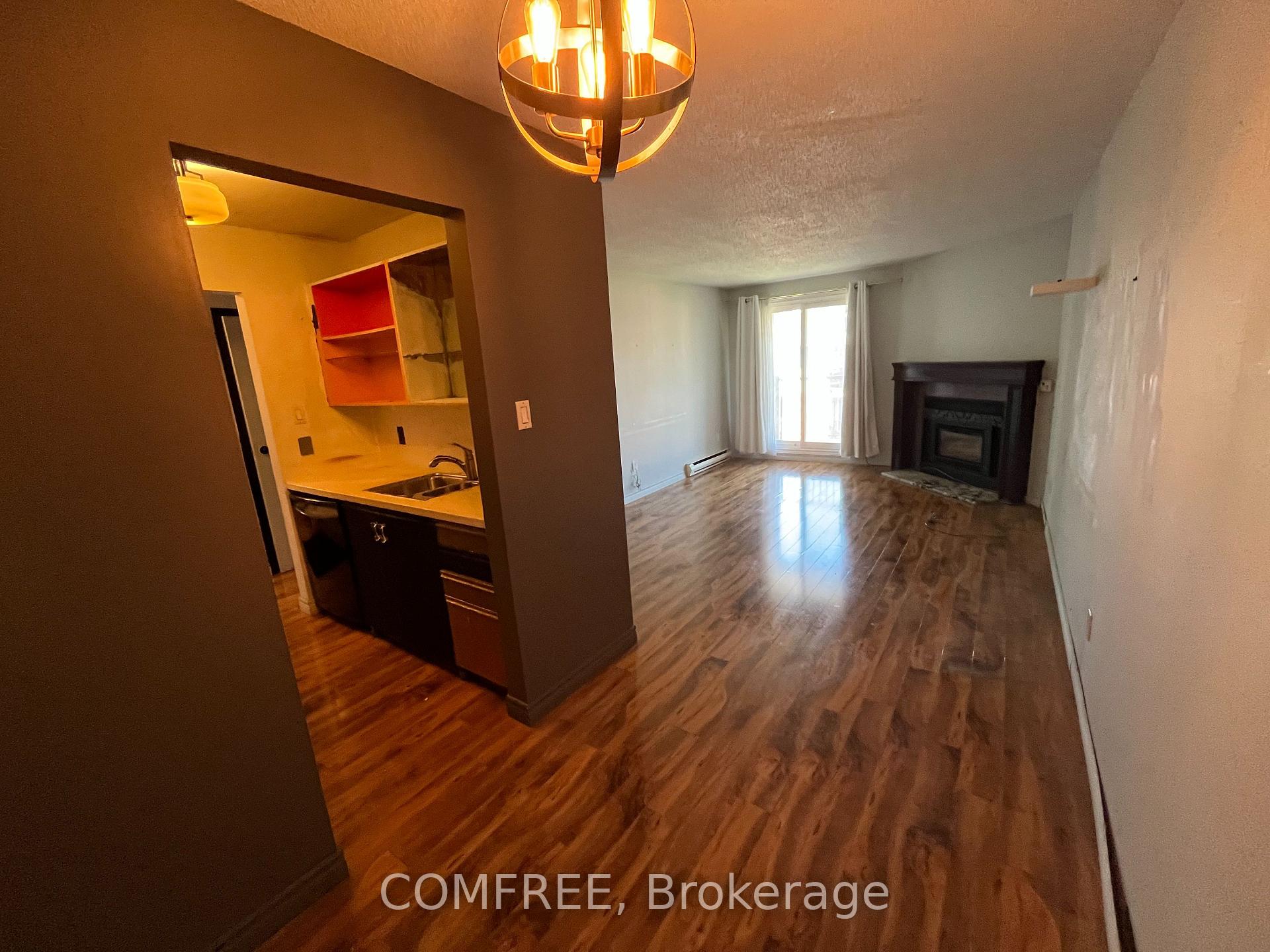 Photo 2 of Unit 41, 136 Conway Drive, London, South X — HOMEH
