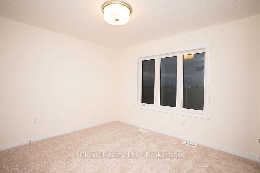 Photo 18 of 84 Fieldridge Crescent, Brampton, Sandringham-Wellington North — HOMEH