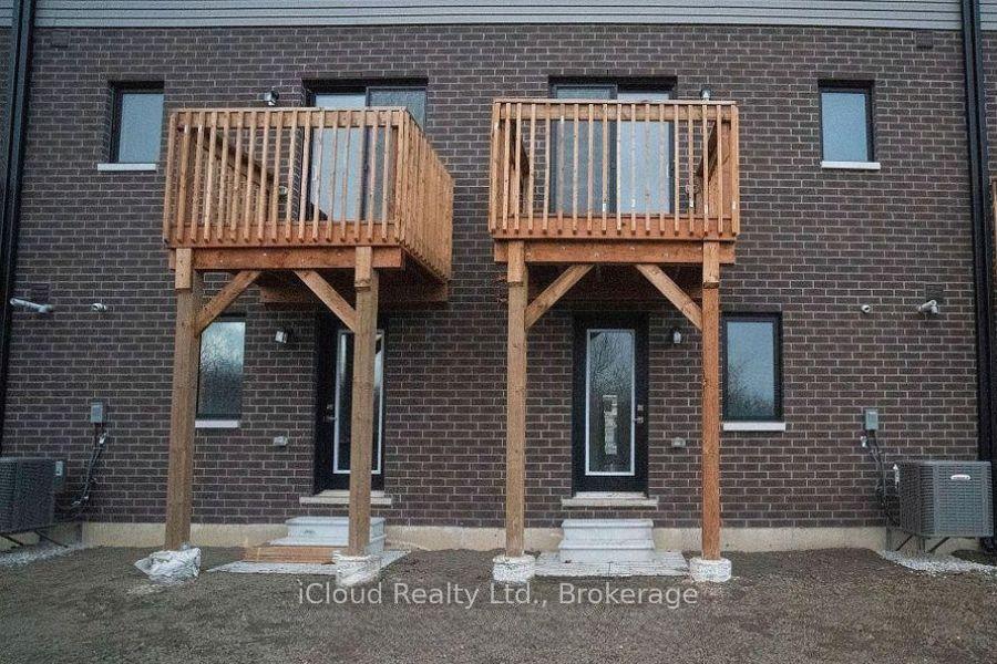 Photo 21 of 84 Fieldridge Crescent, Brampton, Sandringham-Wellington North — HOMEH