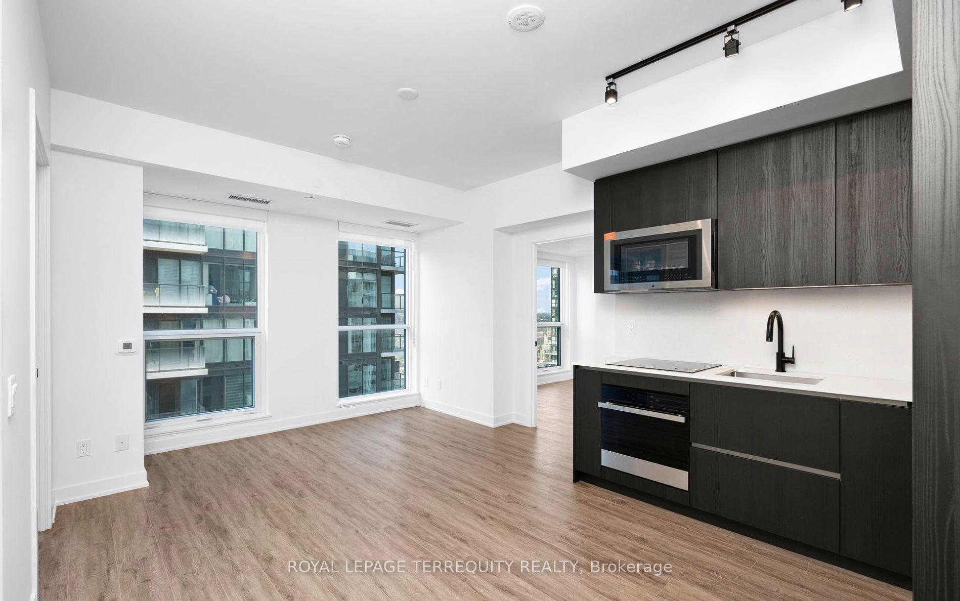 Photo 4 of Unit 4004, 327 King Street W, Toronto, Waterfront Communities — HOMEH