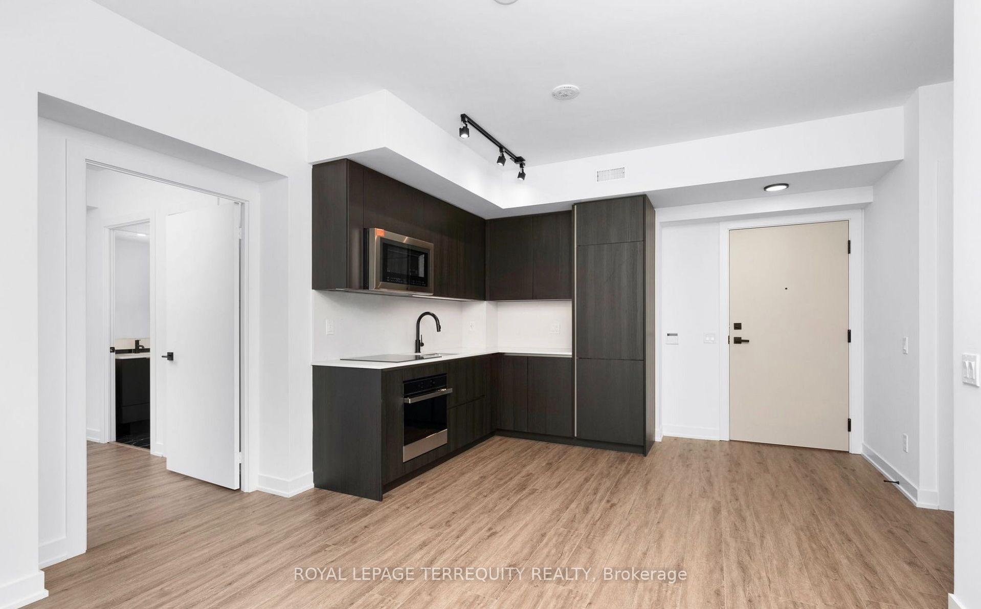 Photo 6 of Unit 4004, 327 King Street W, Toronto, Waterfront Communities — HOMEH