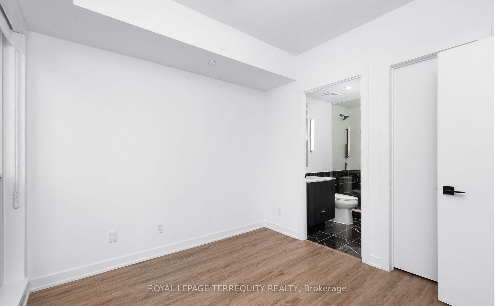 Photo 8 of Unit 4004, 327 King Street W, Toronto, Waterfront Communities — HOMEH