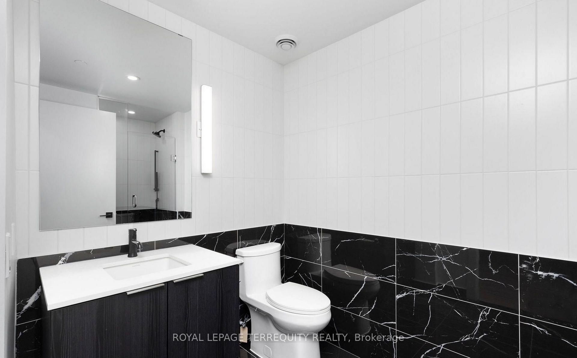 Photo 12 of Unit 4004, 327 King Street W, Toronto, Waterfront Communities — HOMEH