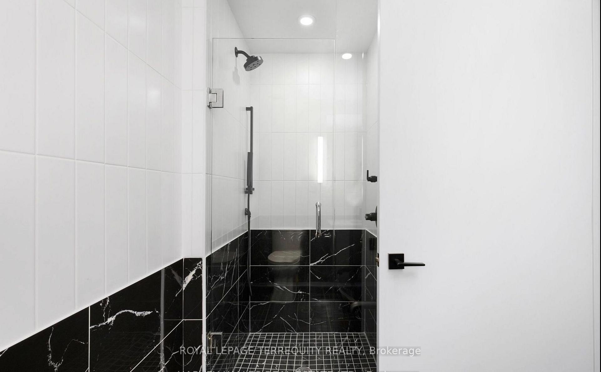 Photo 13 of Unit 4004, 327 King Street W, Toronto, Waterfront Communities — HOMEH