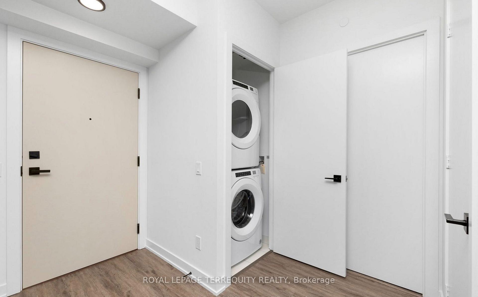 Photo 14 of Unit 4004, 327 King Street W, Toronto, Waterfront Communities — HOMEH