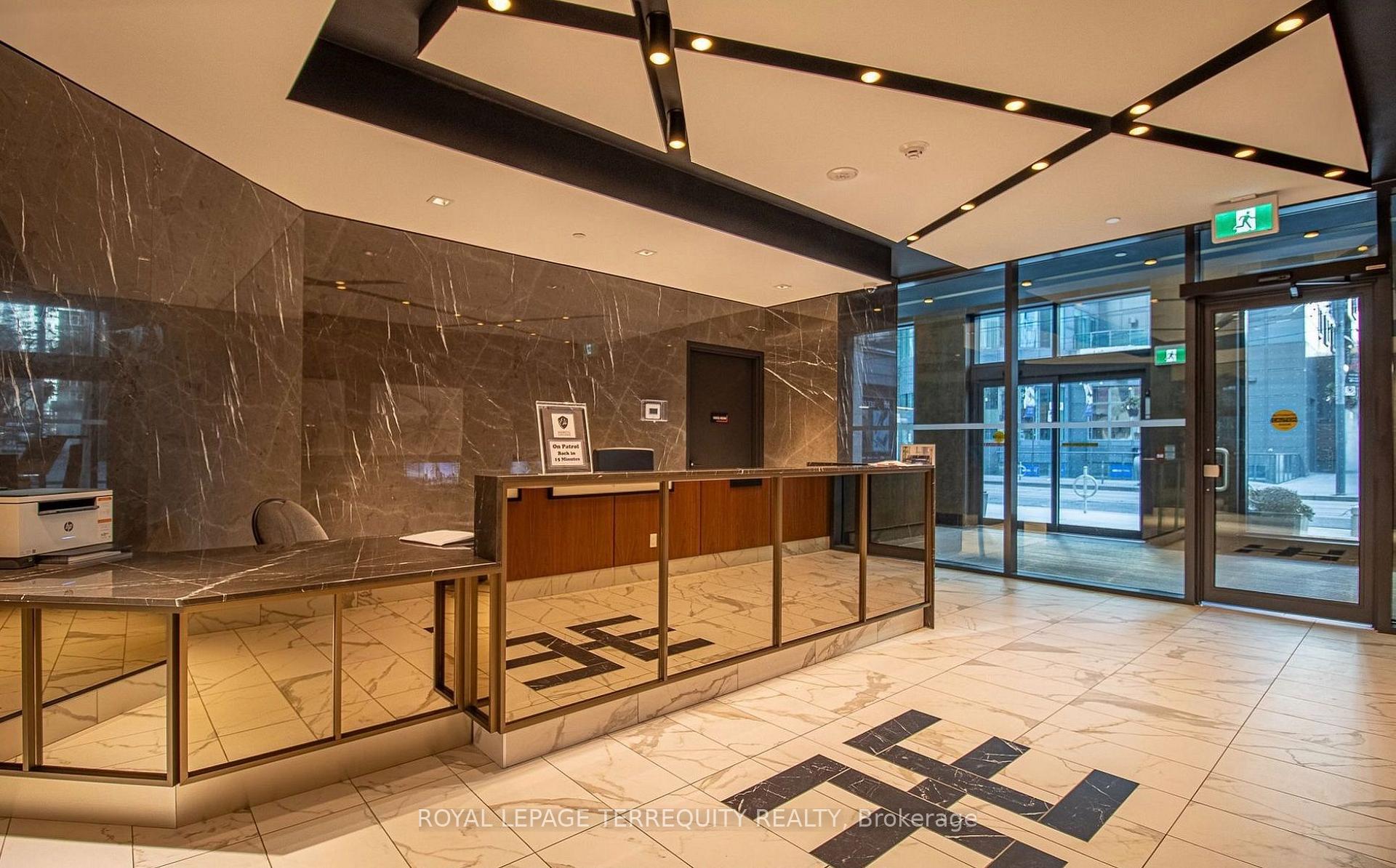 Photo 16 of Unit 4004, 327 King Street W, Toronto, Waterfront Communities — HOMEH