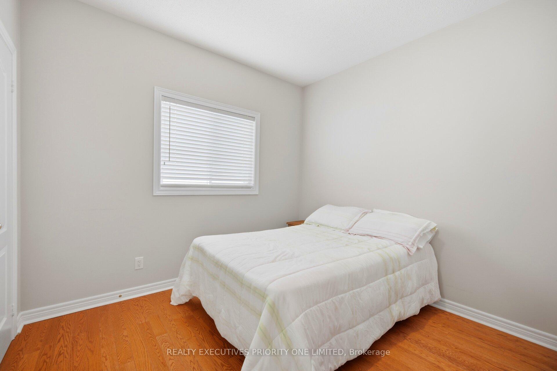 Photo 25 of 10 Bottero Drive, Vaughan, Rural Vaughan — HOMEH