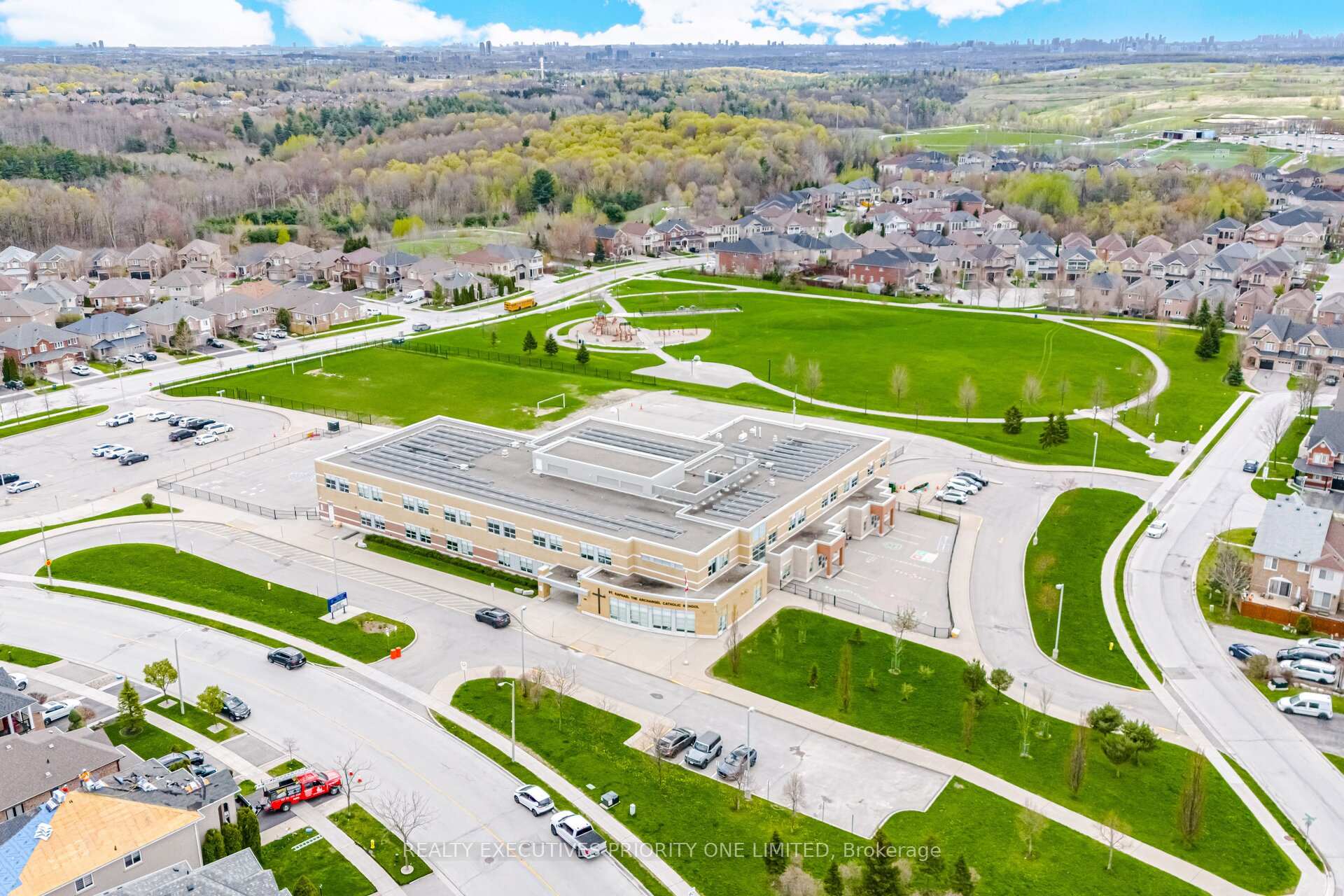 Photo 46 of 10 Bottero Drive, Vaughan, Rural Vaughan — HOMEH