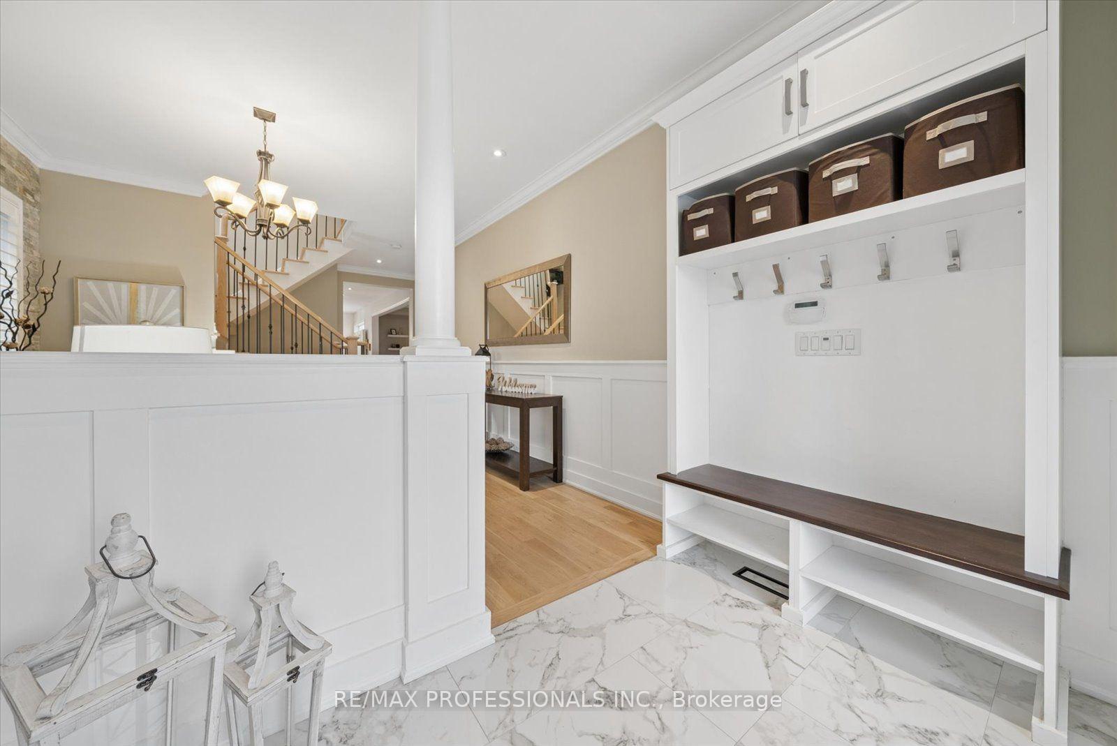 Photo 4 of 28 Roma Drive, Whitby, Williamsburg — HOMEH