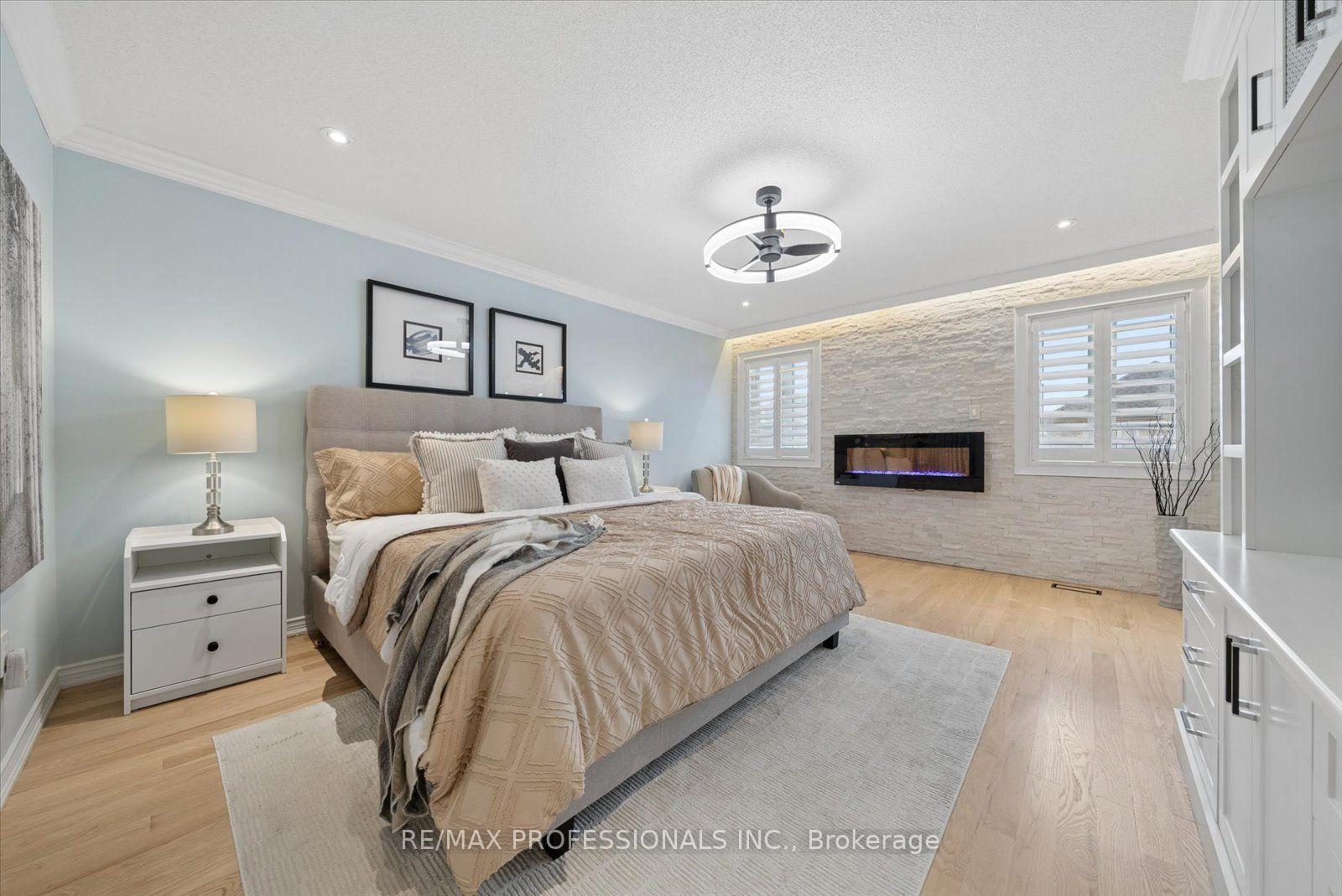 Photo 19 of 28 Roma Drive, Whitby, Williamsburg — HOMEH