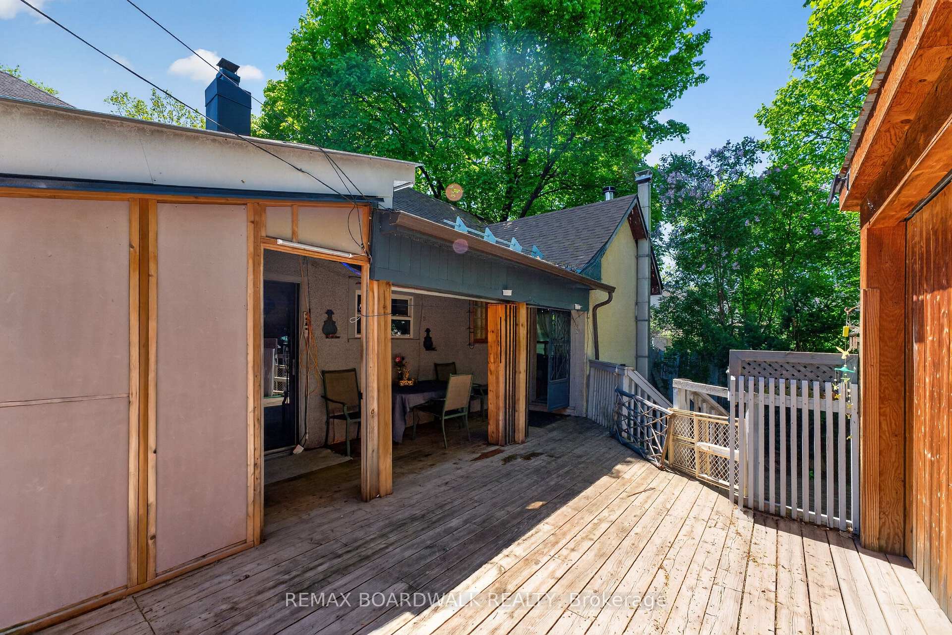 Photo 26 of 92 Orvigale Road, Ottawa, Woodroffe — HOMEH