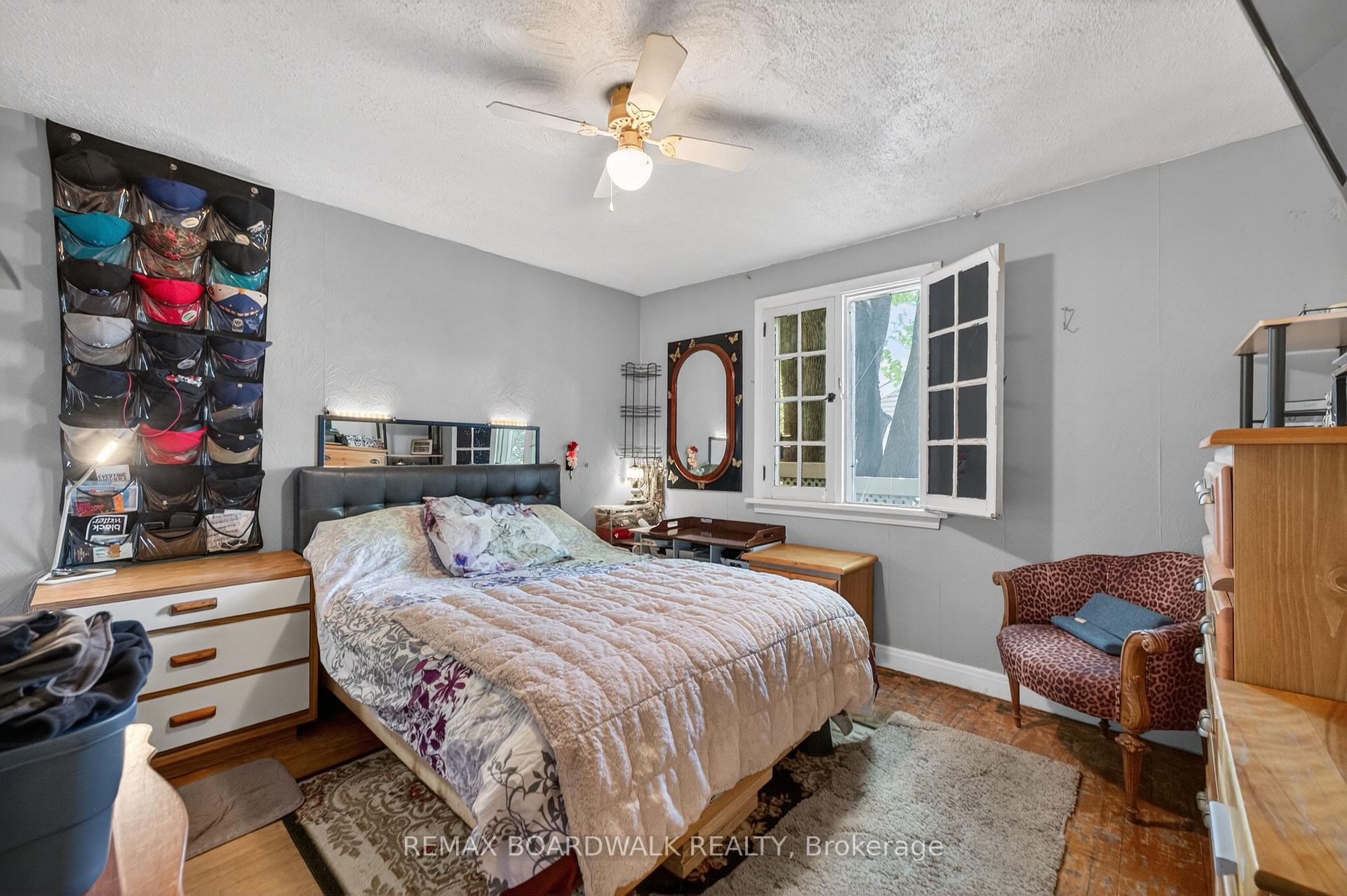 Photo 27 of 92 Orvigale Road, Ottawa, Woodroffe — HOMEH