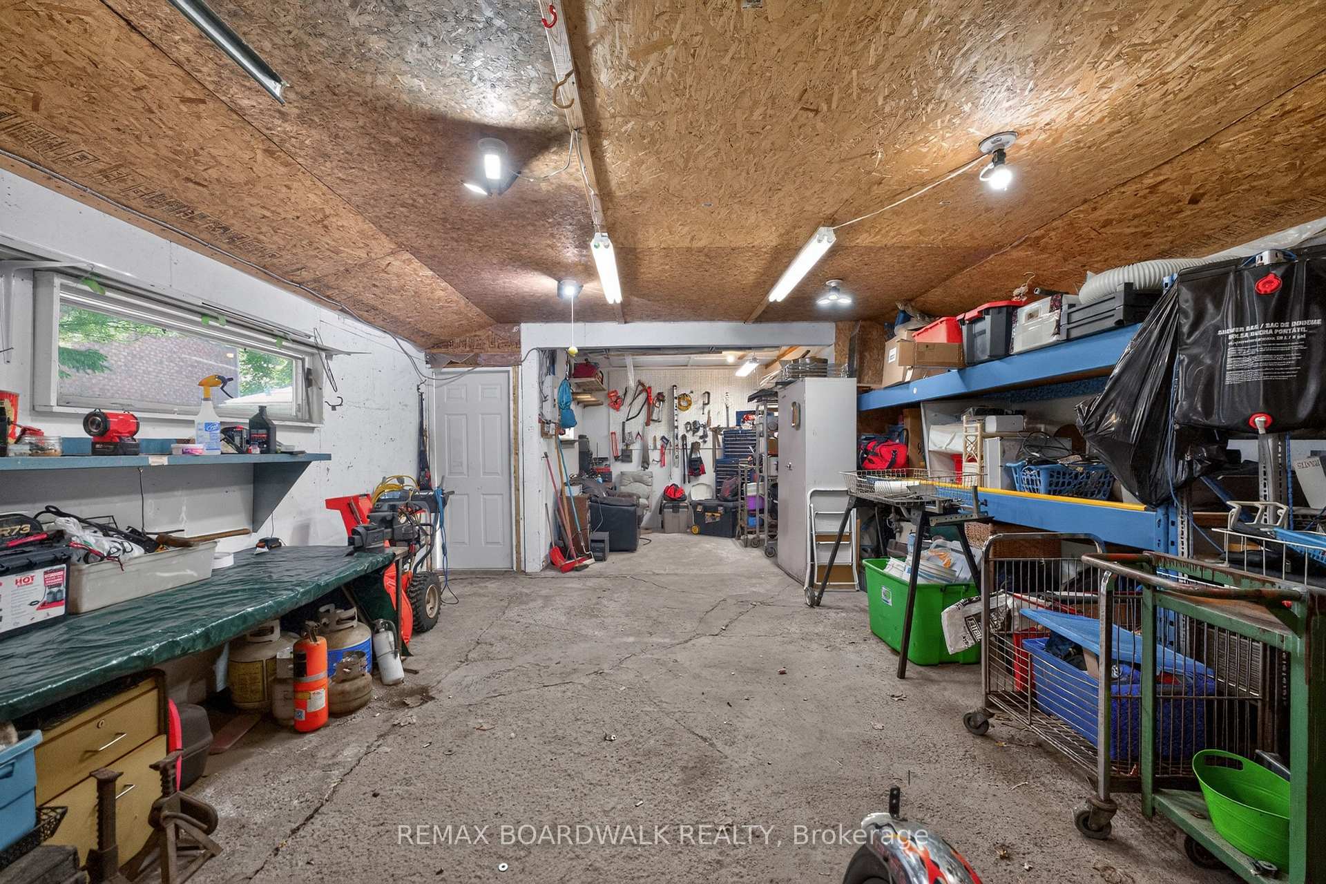 Photo 47 of 92 Orvigale Road, Ottawa, Woodroffe — HOMEH