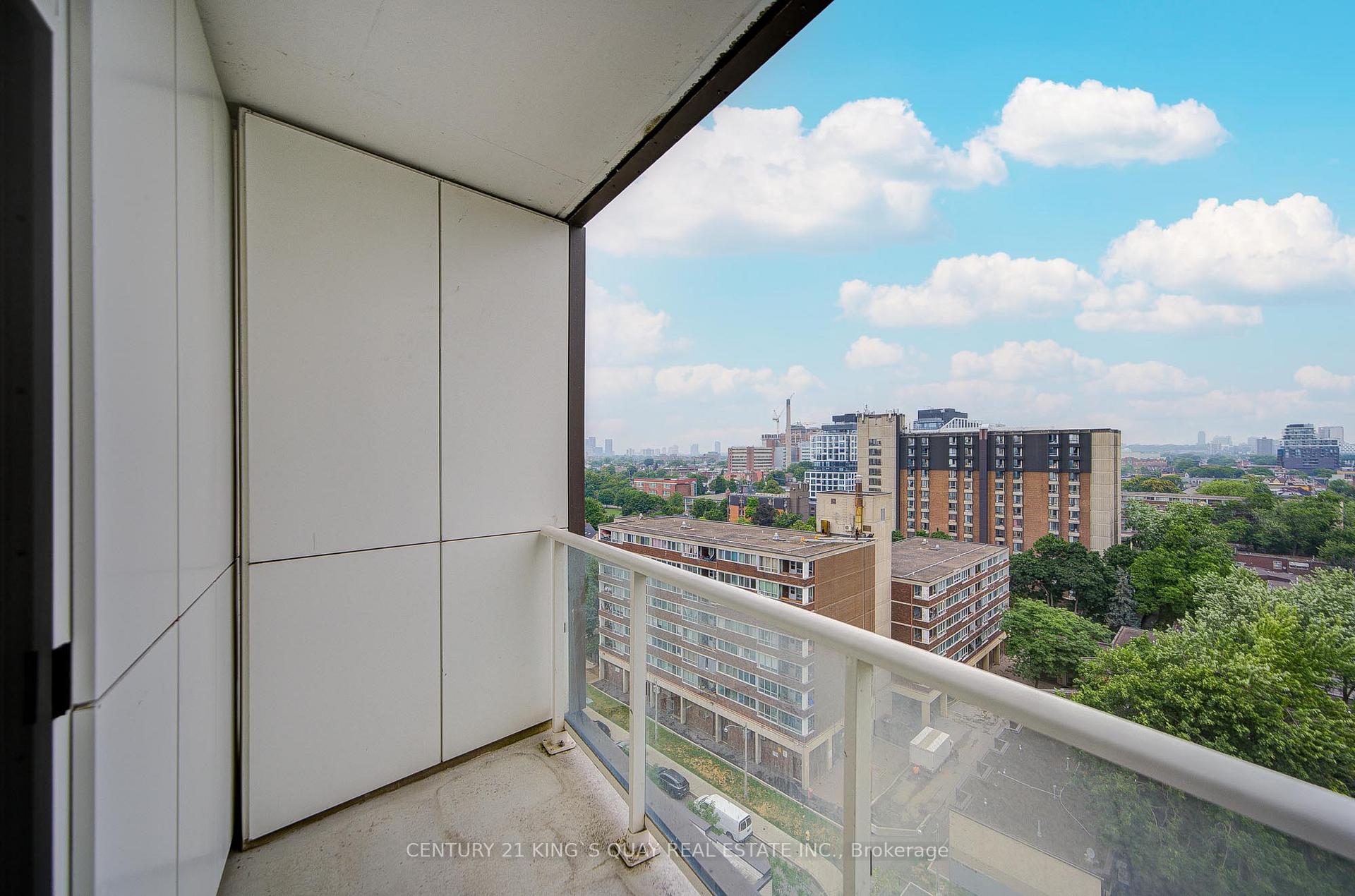 Photo 18 of Unit 1106, 80 Vanauley Street, Toronto, Kensington-Chinatown — HOMEH