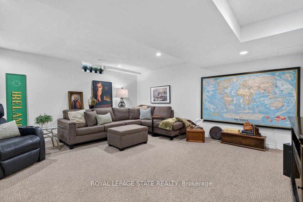 Photo 7 of Unit 6, 44 Frances Avenue, Hamilton, Lakeshore — HOMEH
