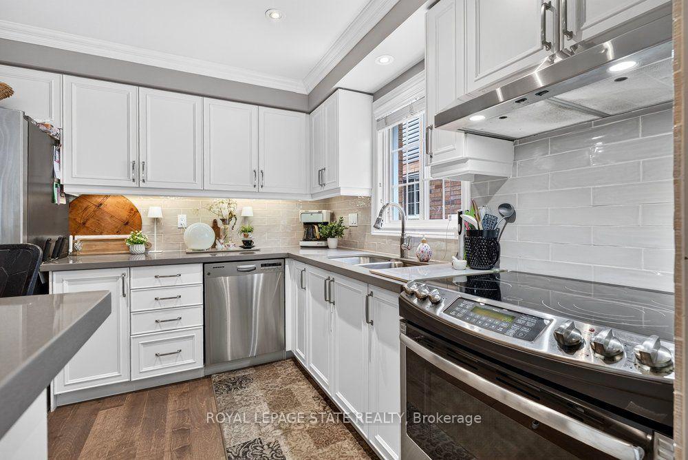 Photo 24 of Unit 6, 44 Frances Avenue, Hamilton, Lakeshore — HOMEH