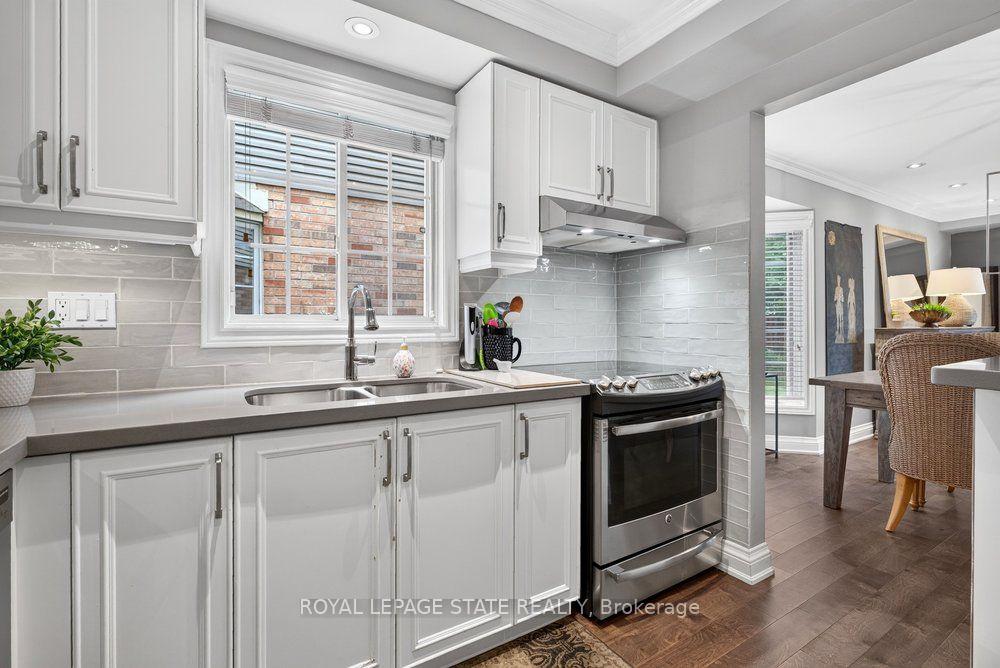Photo 26 of Unit 6, 44 Frances Avenue, Hamilton, Lakeshore — HOMEH