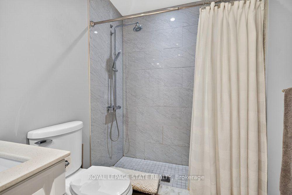 Photo 37 of Unit 6, 44 Frances Avenue, Hamilton, Lakeshore — HOMEH