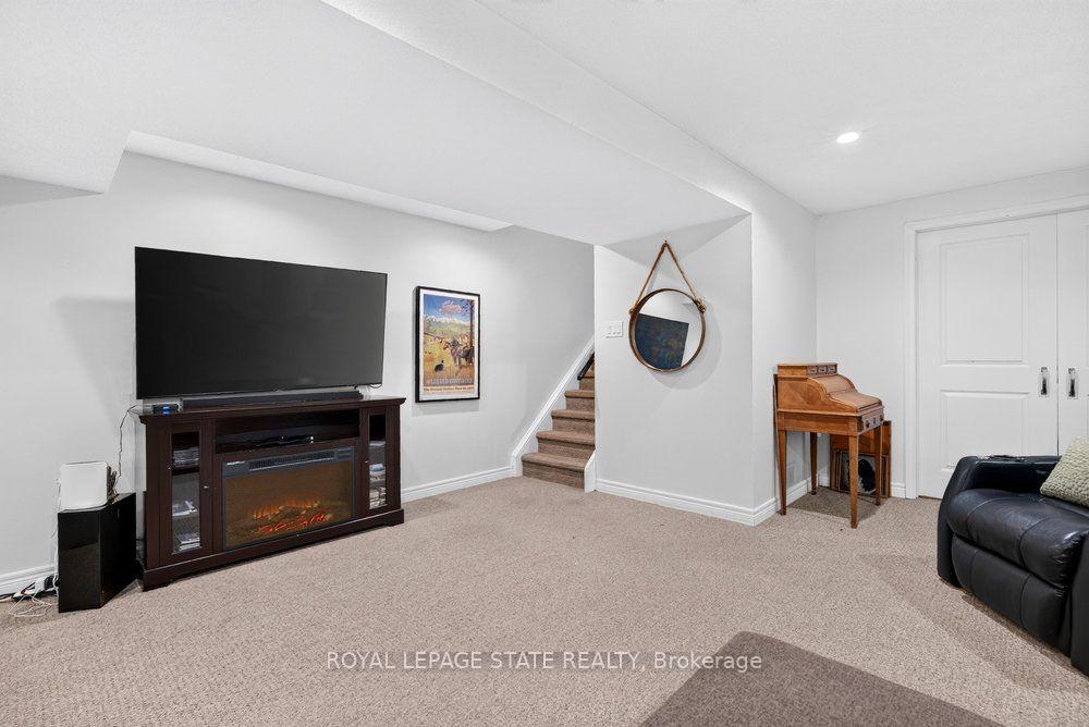Photo 40 of Unit 6, 44 Frances Avenue, Hamilton, Lakeshore — HOMEH