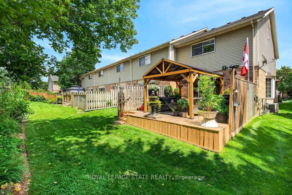 Photo 41 of Unit 6, 44 Frances Avenue, Hamilton, Lakeshore — HOMEH