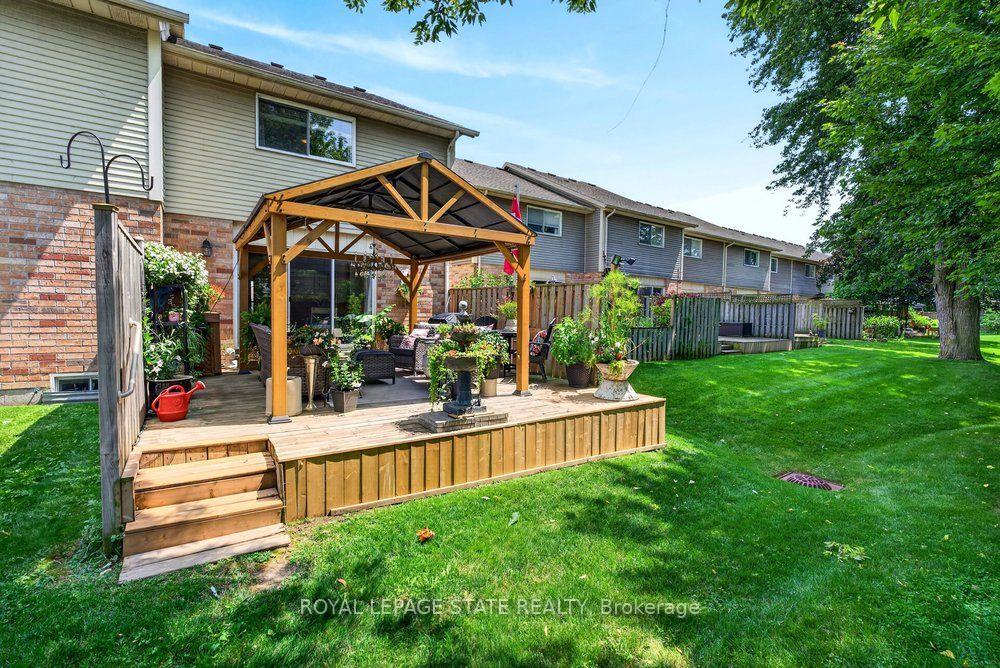 Photo 42 of Unit 6, 44 Frances Avenue, Hamilton, Lakeshore — HOMEH