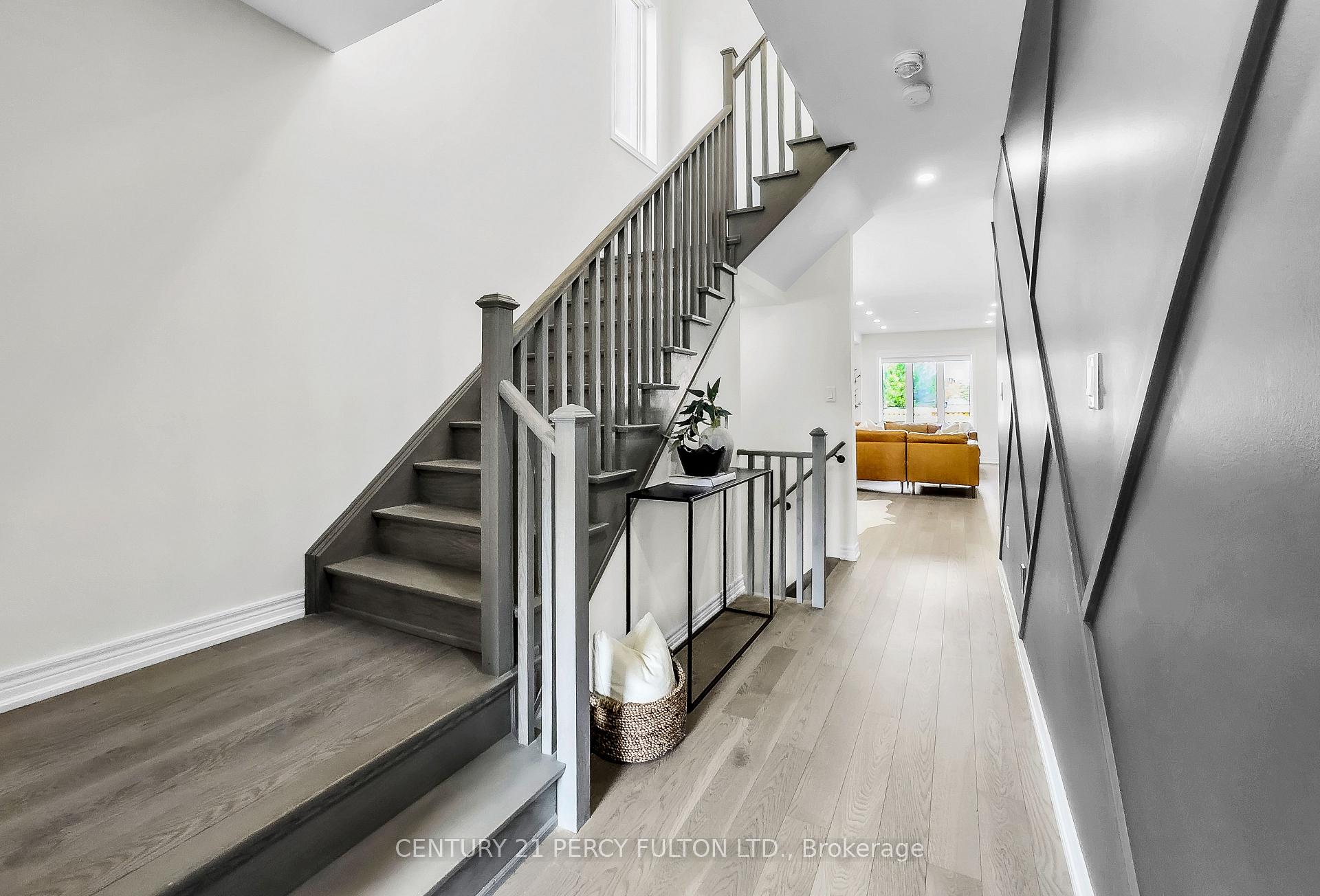 Photo 6 of 54 Conarty Crescent, Whitby, Rural Whitby — HOMEH
