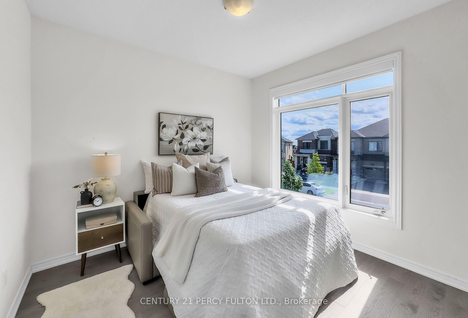 Photo 27 of 54 Conarty Crescent, Whitby, Rural Whitby — HOMEH